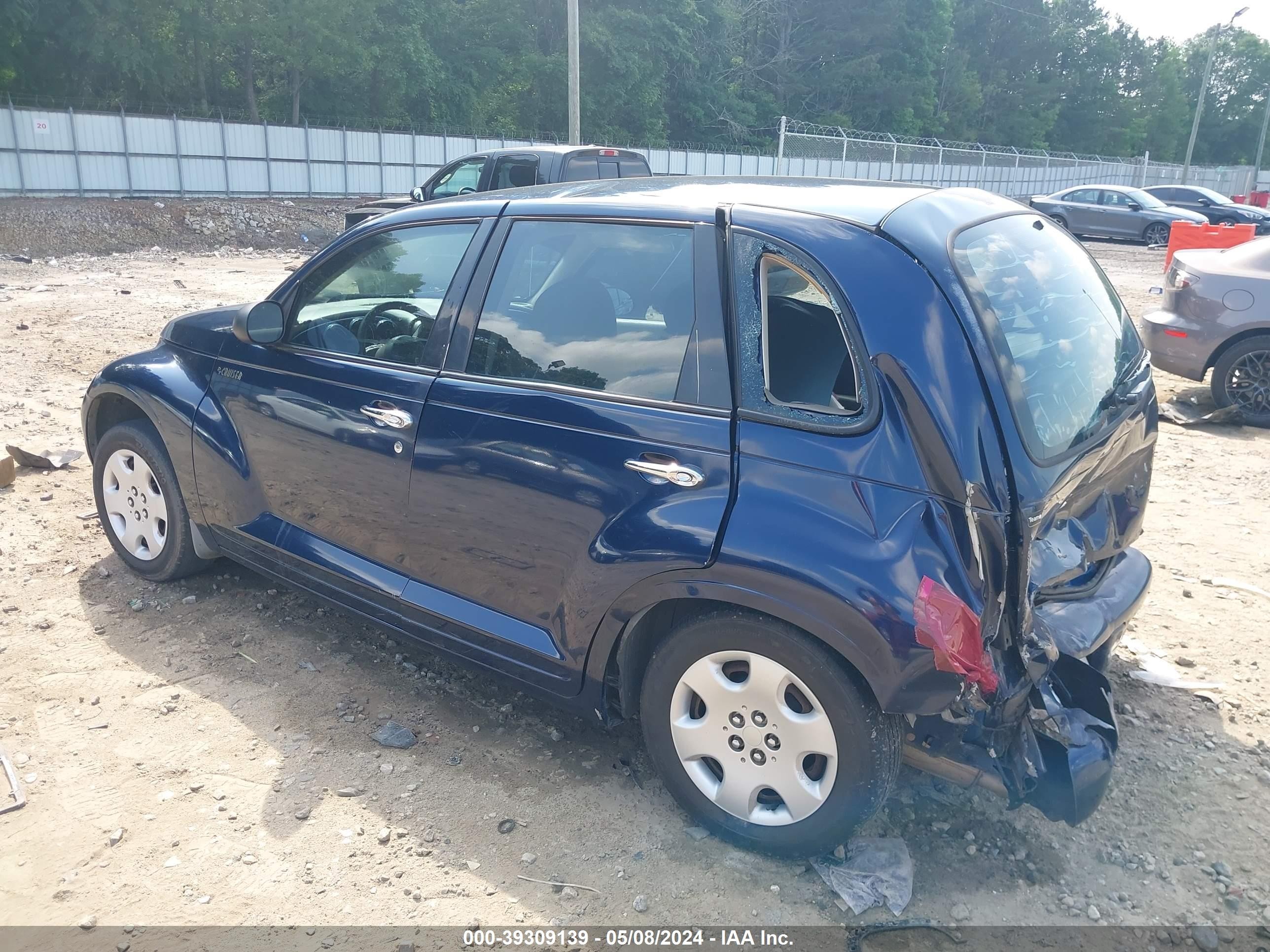 Photo 2 VIN: 3C8FY48B55T573114 - CHRYSLER PT CRUISER 