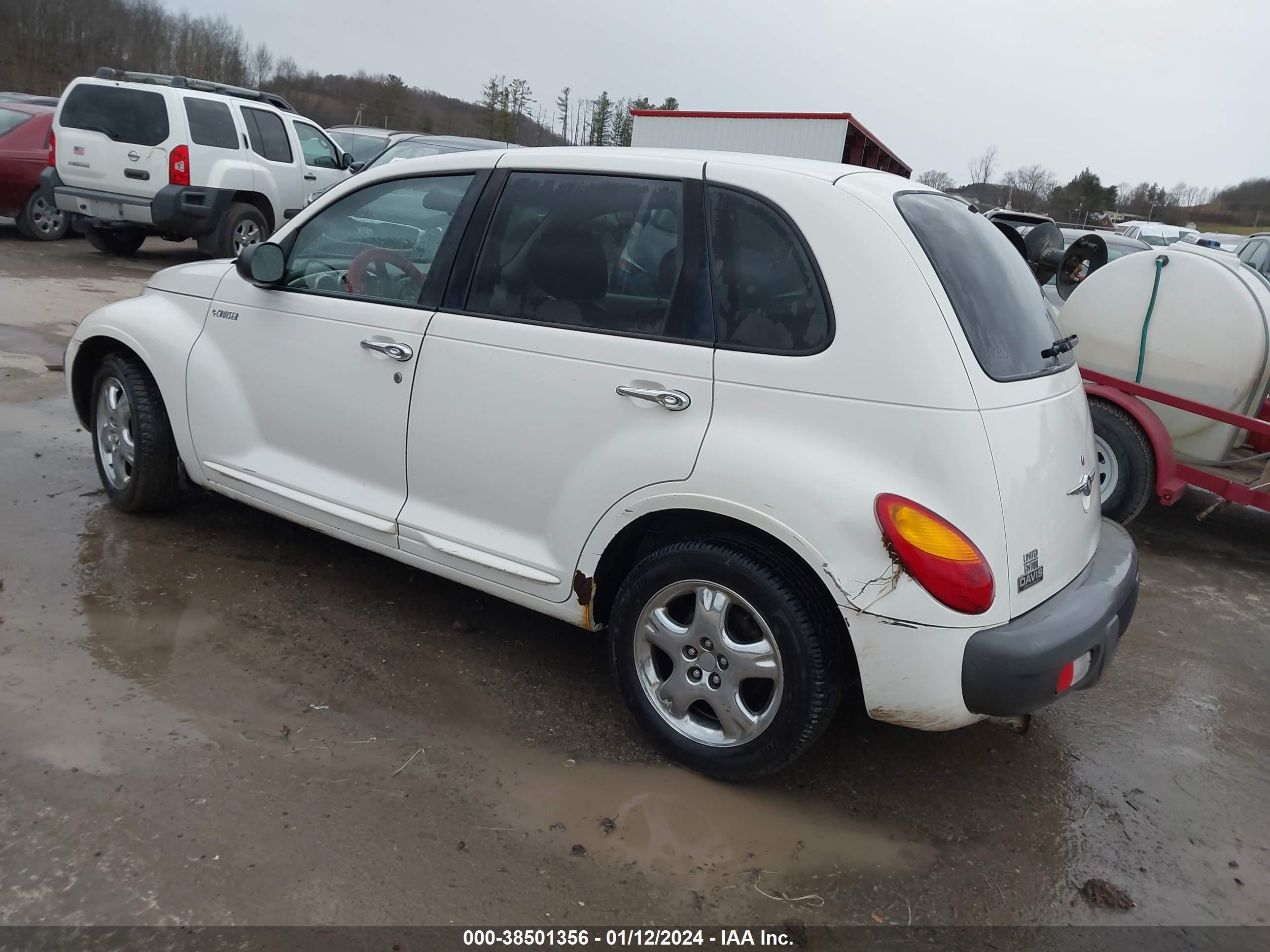 Photo 2 VIN: 3C8FY4BB41T583863 - CHRYSLER PT CRUISER 