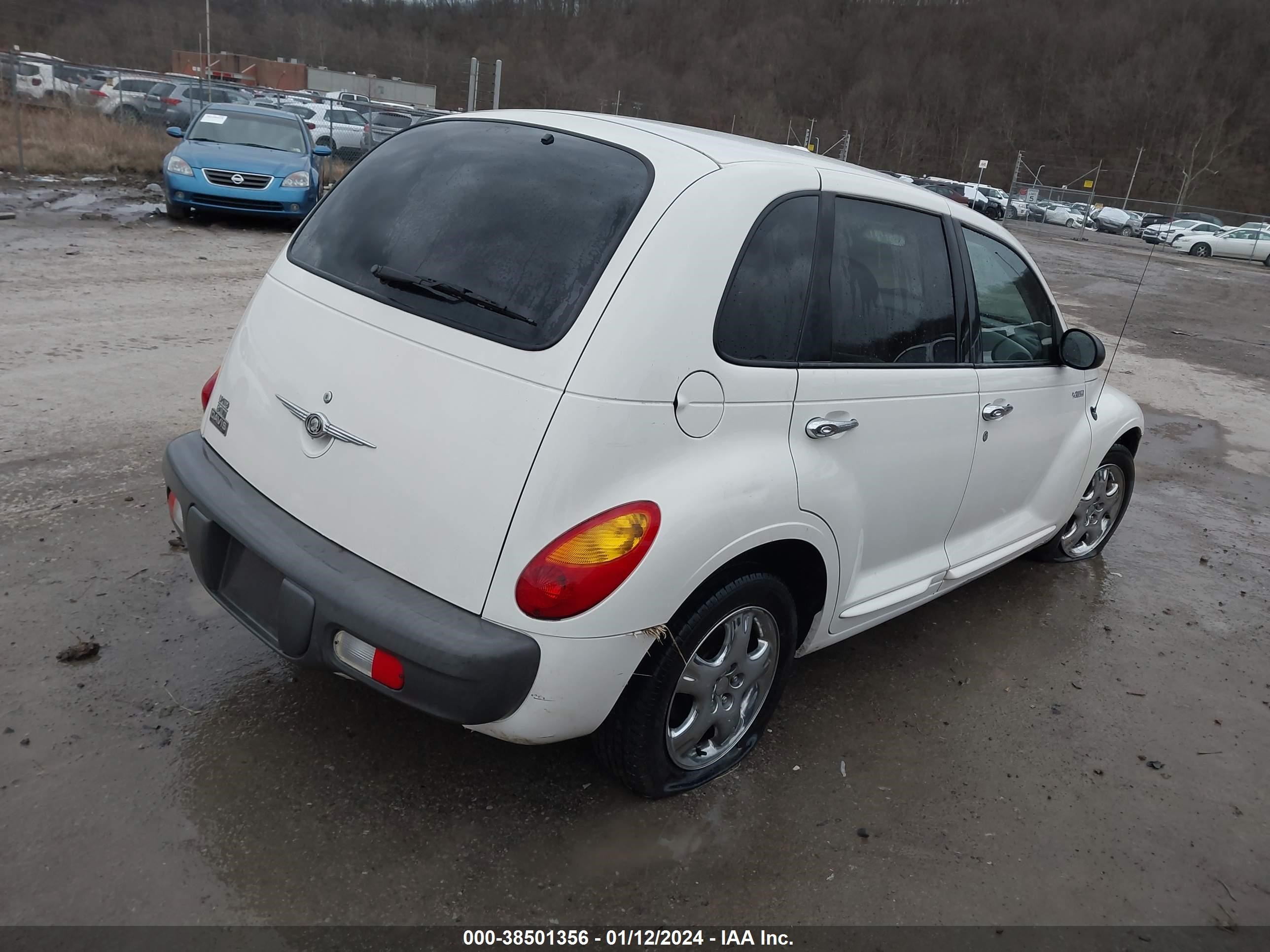 Photo 3 VIN: 3C8FY4BB41T583863 - CHRYSLER PT CRUISER 