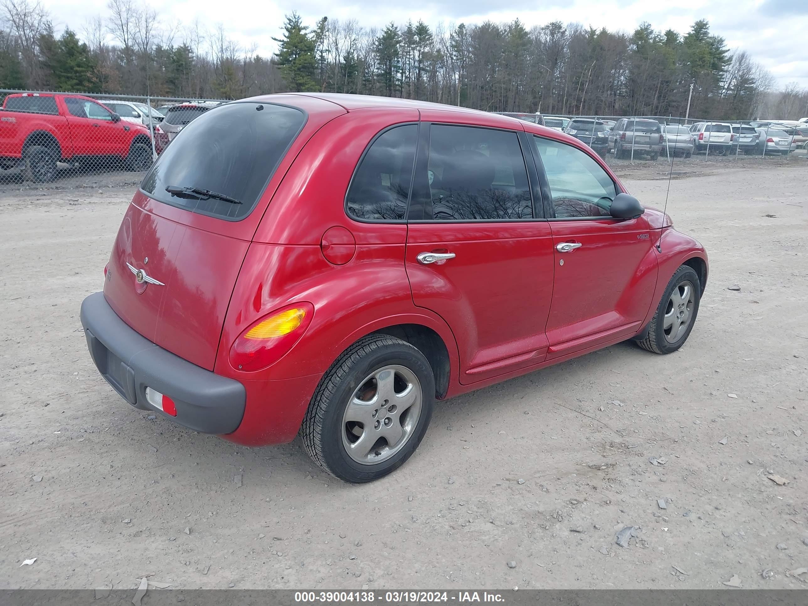 Photo 3 VIN: 3C8FY4BB51T621245 - CHRYSLER PT CRUISER 