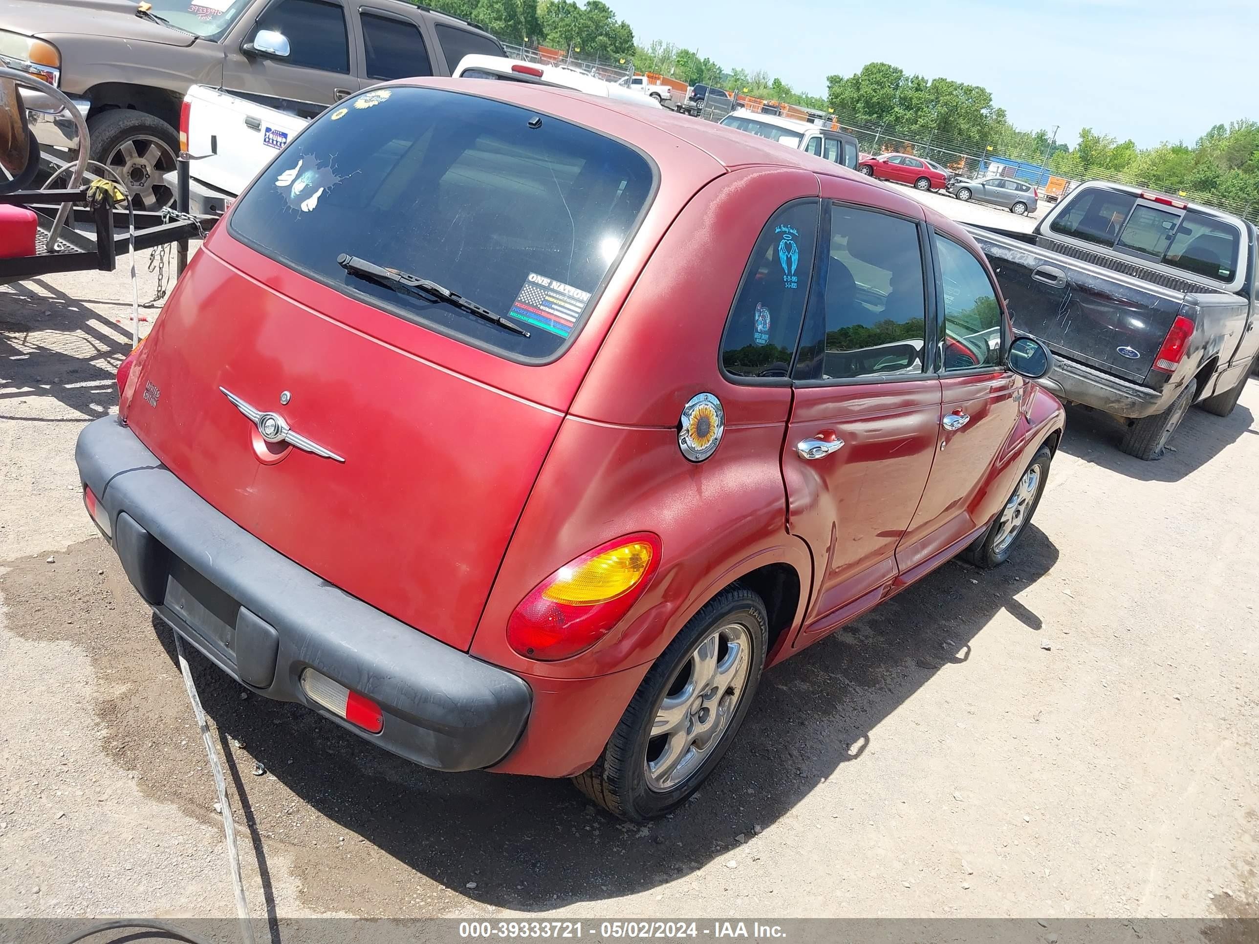 Photo 3 VIN: 3C8FY4BB91T602018 - CHRYSLER PT CRUISER 