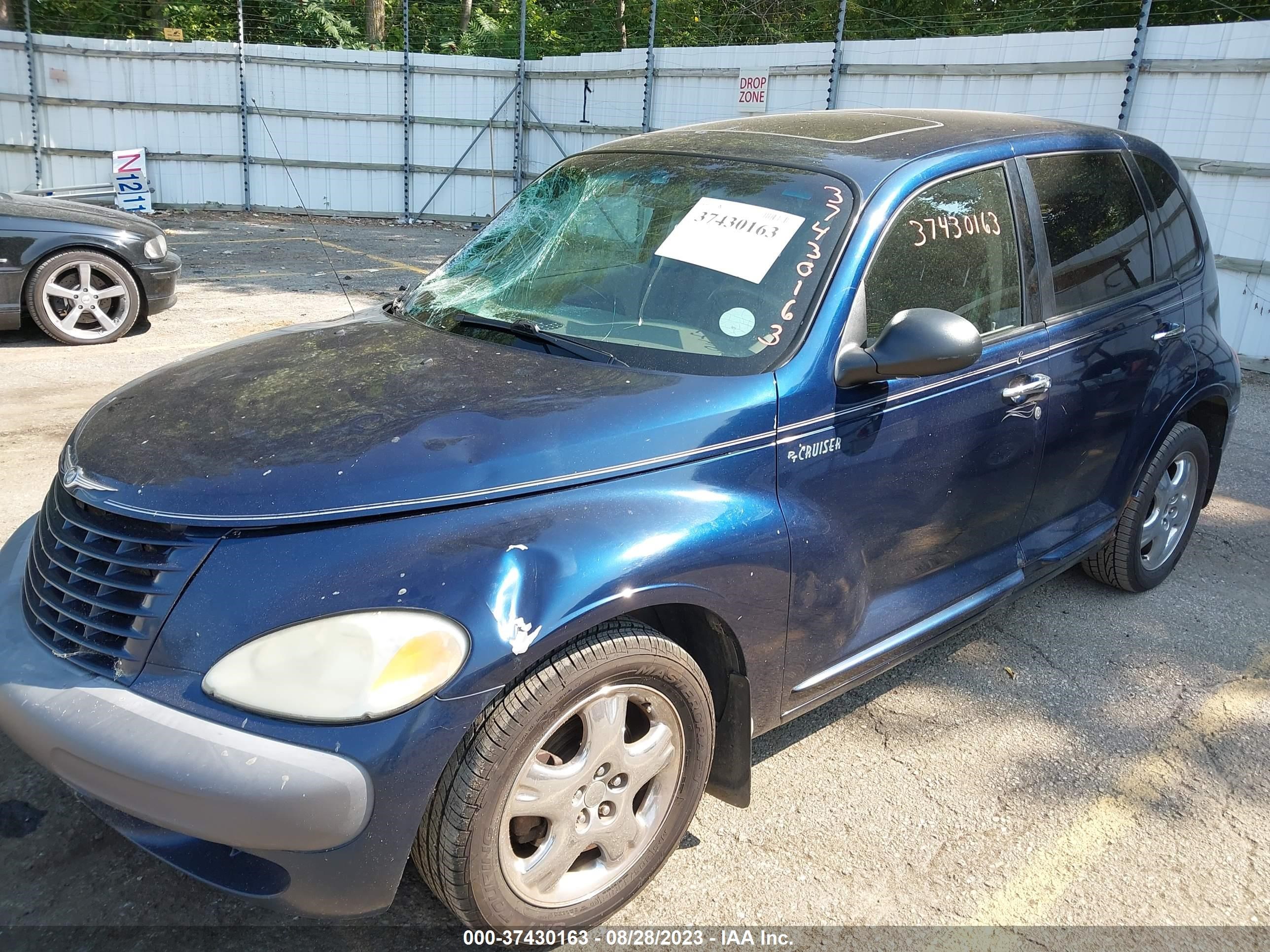 Photo 1 VIN: 3C8FY4BB91T604156 - CHRYSLER PT CRUISER 