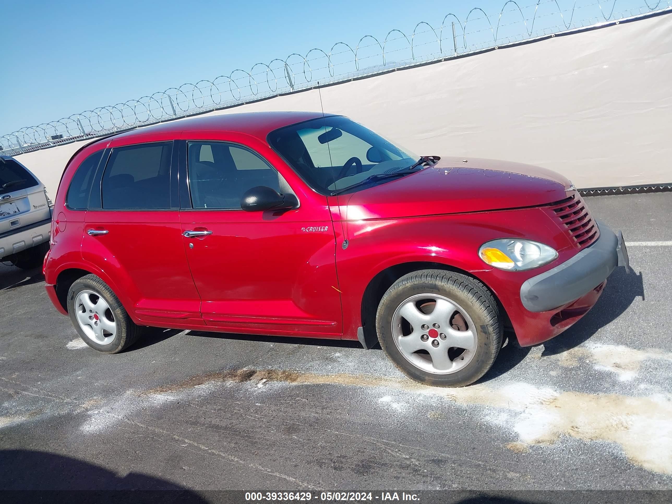 Photo 12 VIN: 3C8FY58B22T219858 - CHRYSLER PT CRUISER 