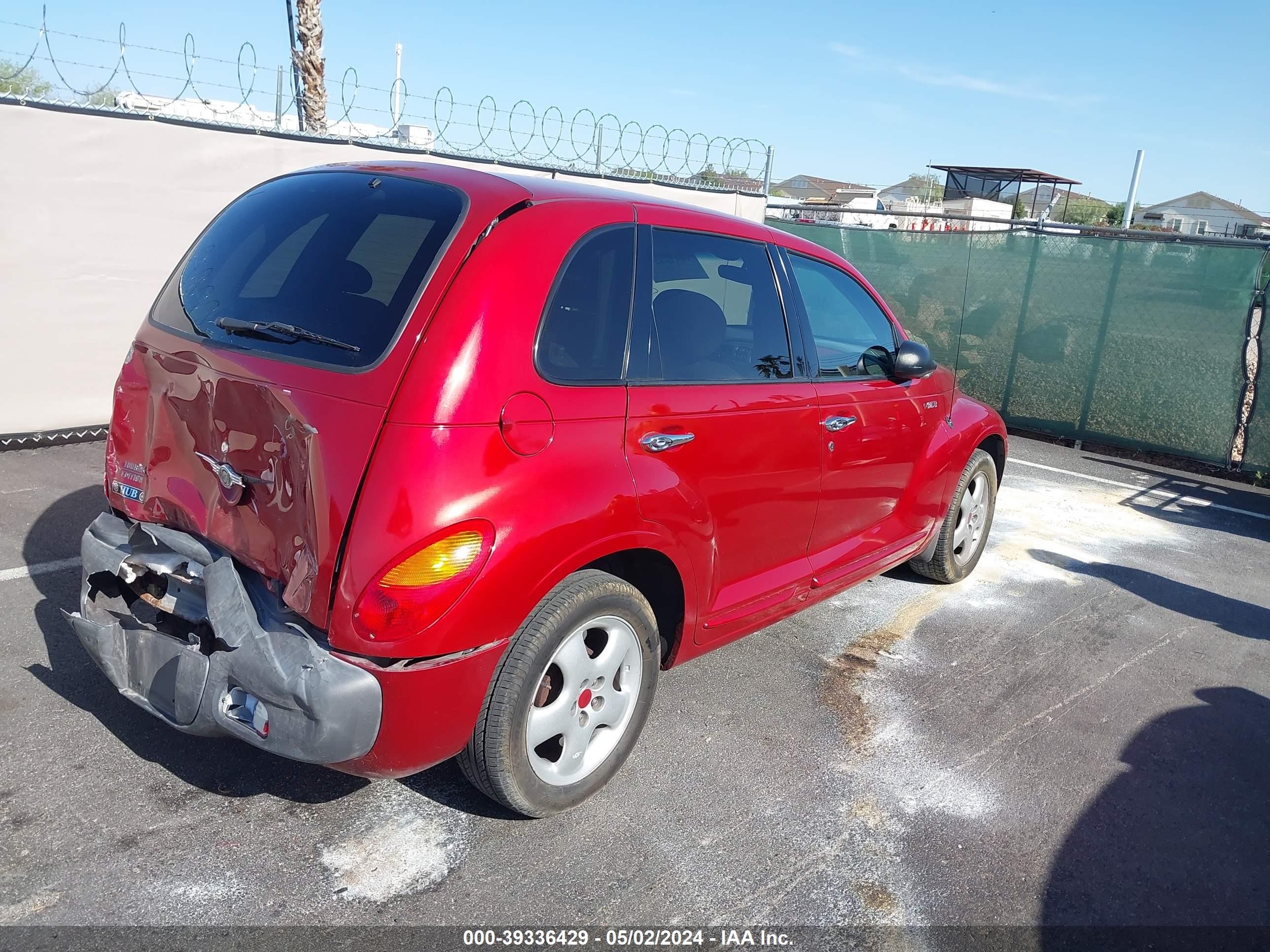 Photo 3 VIN: 3C8FY58B22T219858 - CHRYSLER PT CRUISER 