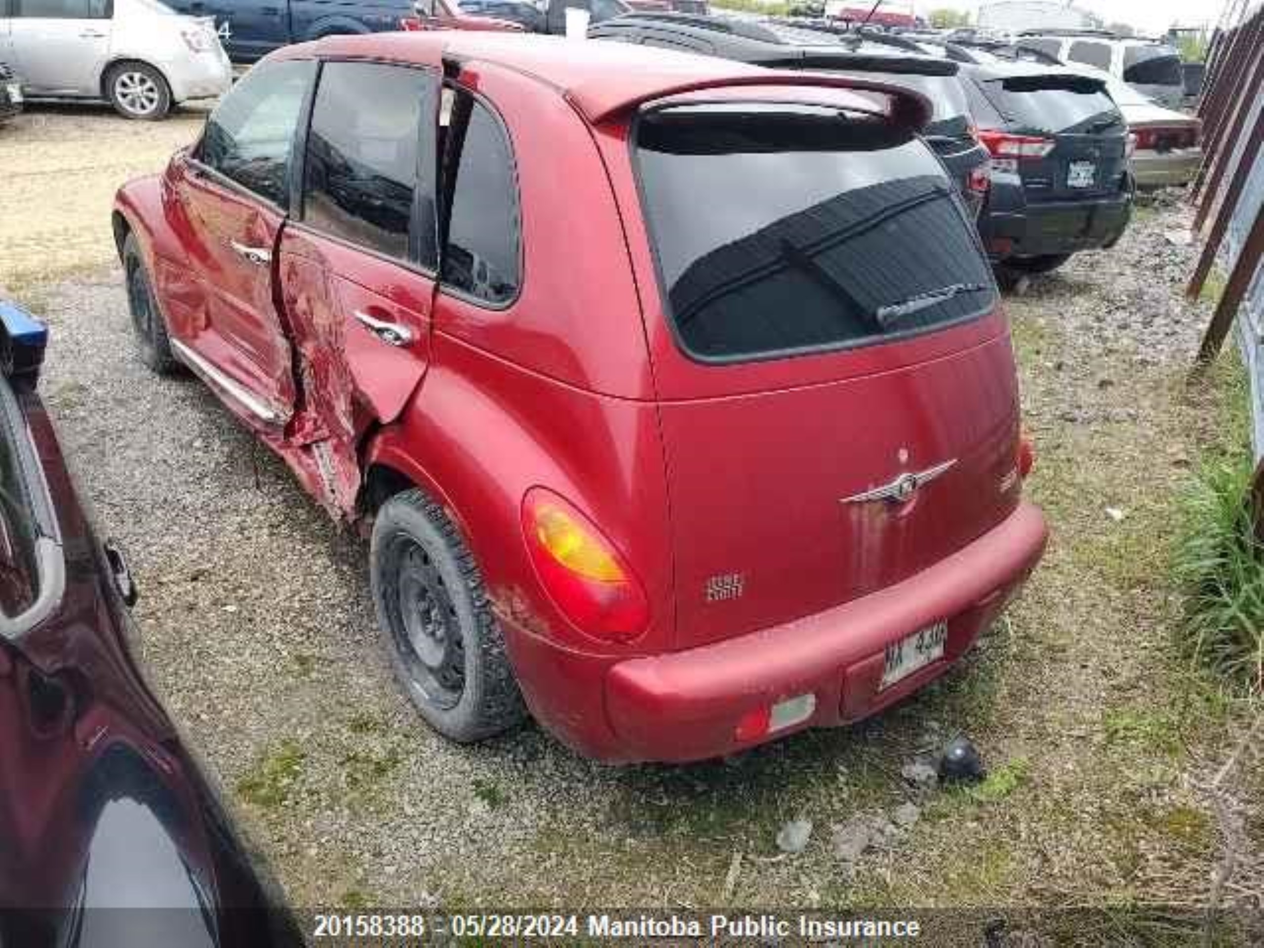 Photo 2 VIN: 3C8FY58B75T629804 - CHRYSLER PT CRUISER 