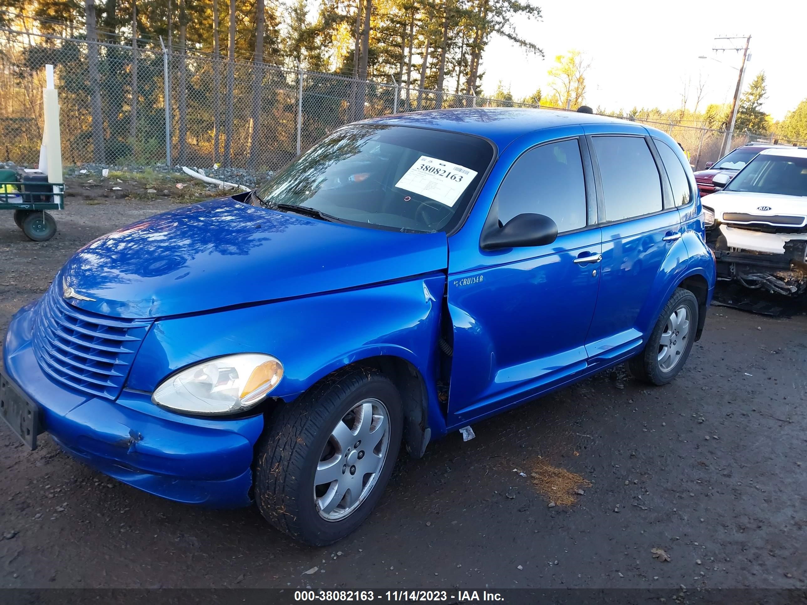 Photo 1 VIN: 3C8FY58BX3T535090 - CHRYSLER PT CRUISER 