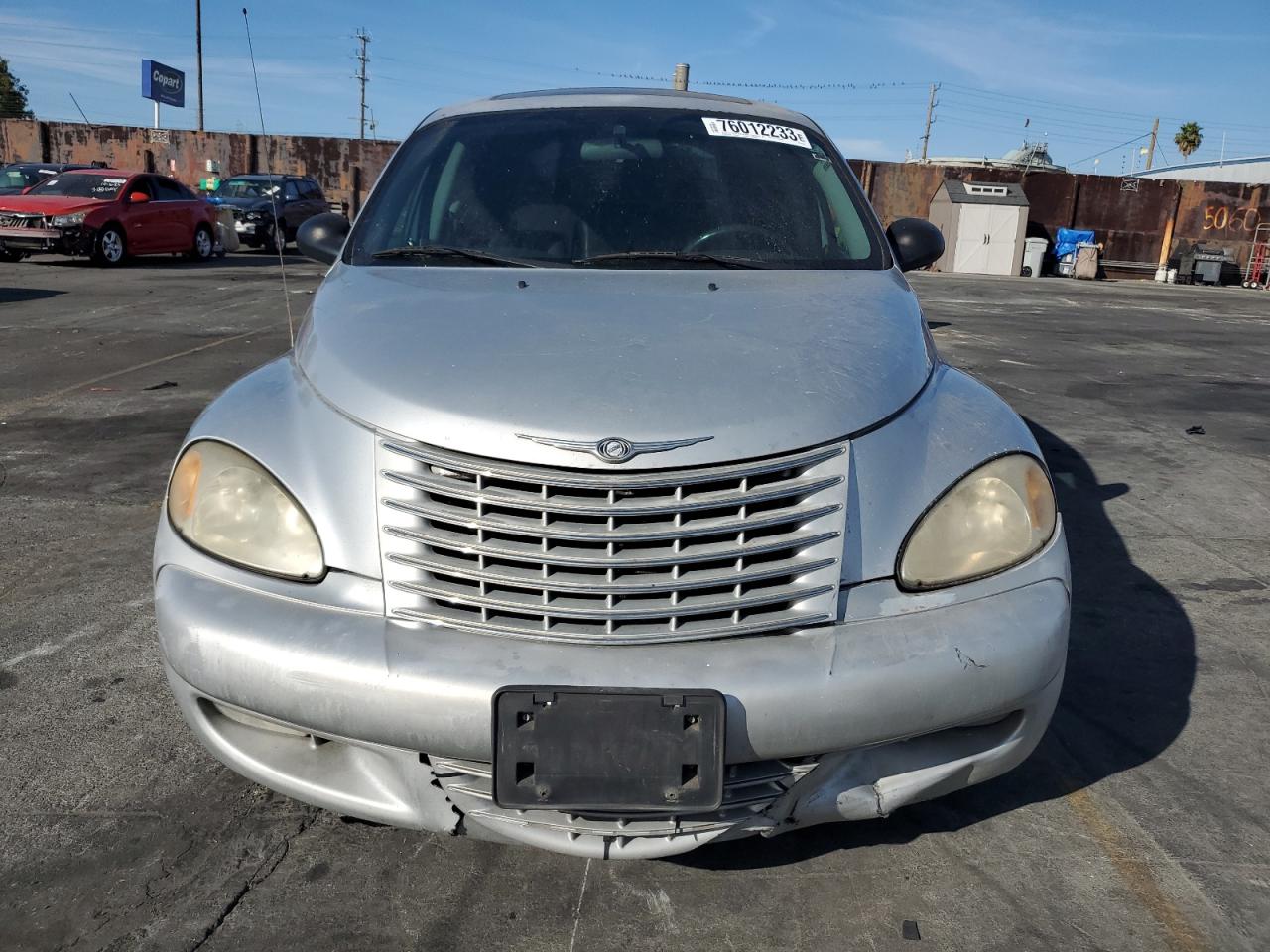 Photo 4 VIN: 3C8FY68855T581875 - CHRYSLER PT CRUISER 