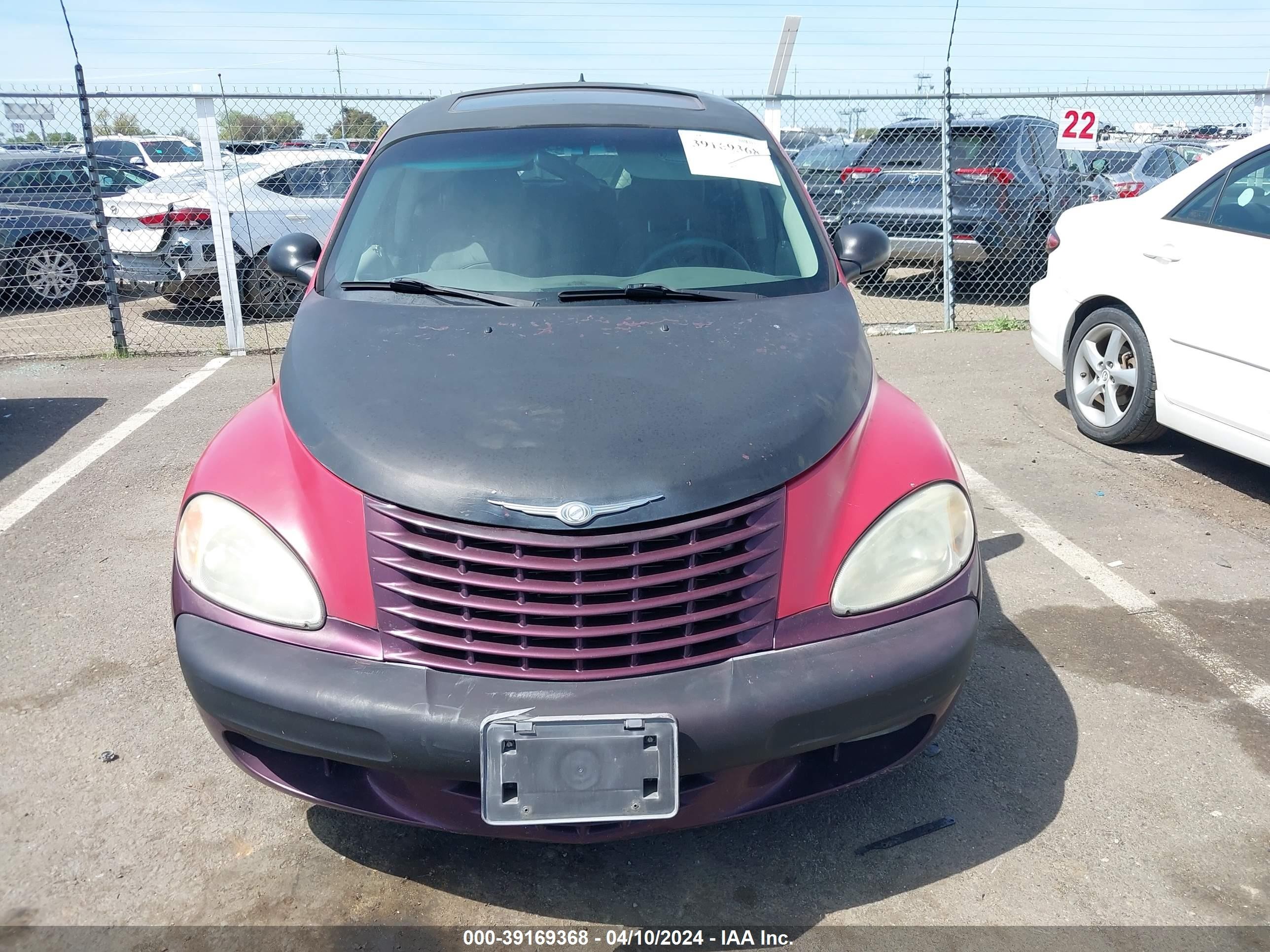 Photo 5 VIN: 3C8FY68B12T253196 - CHRYSLER PT CRUISER 