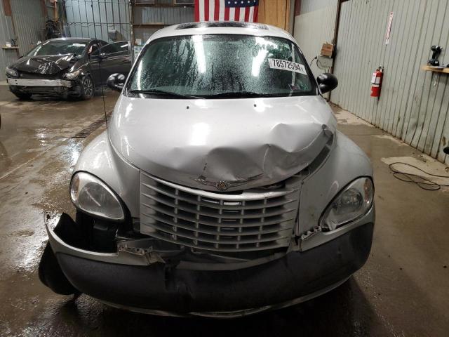 Photo 4 VIN: 3C8FY68B22T220823 - CHRYSLER PT CRUISER 