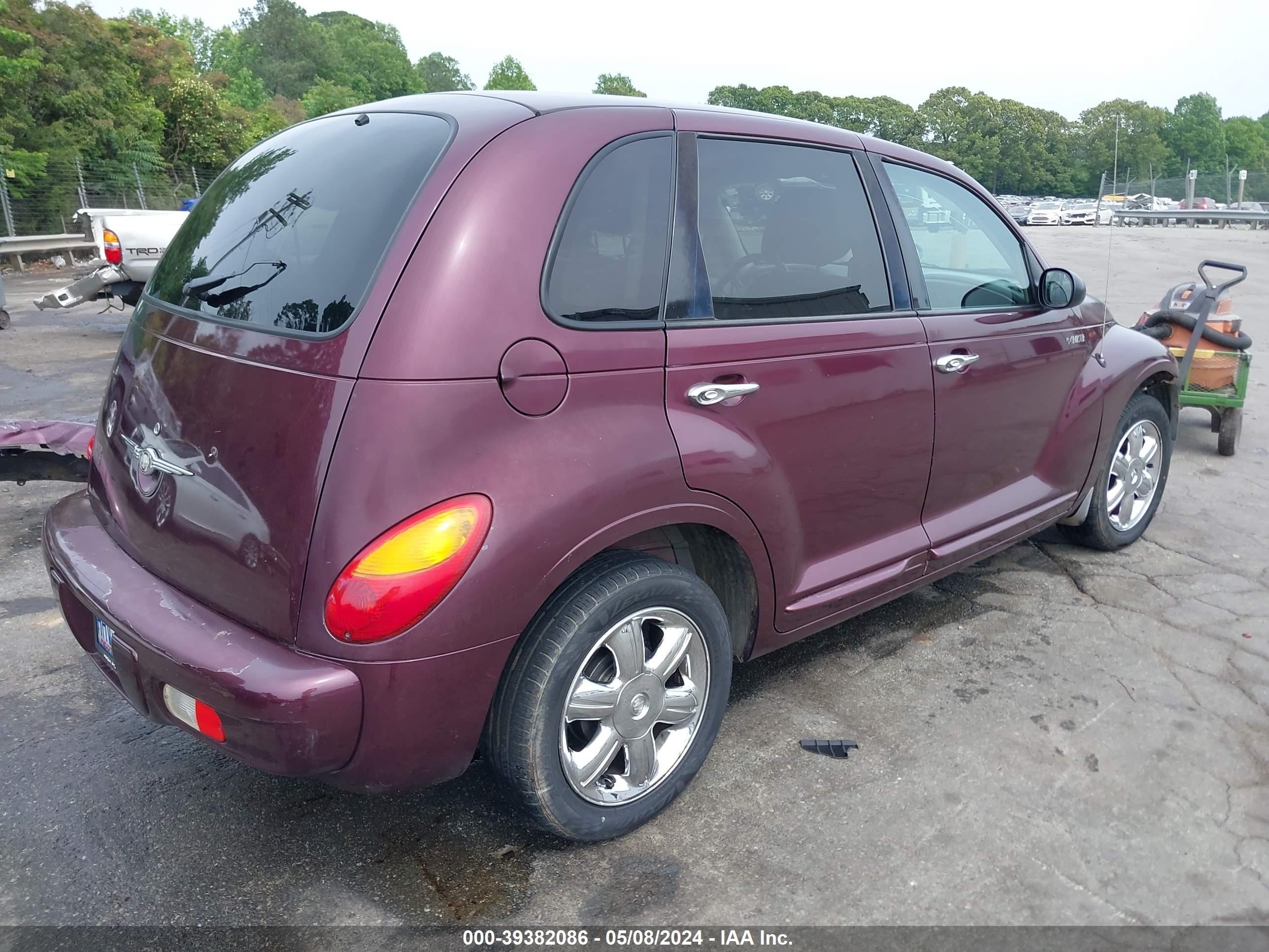 Photo 3 VIN: 3C8FY68B33T592219 - CHRYSLER PT CRUISER 