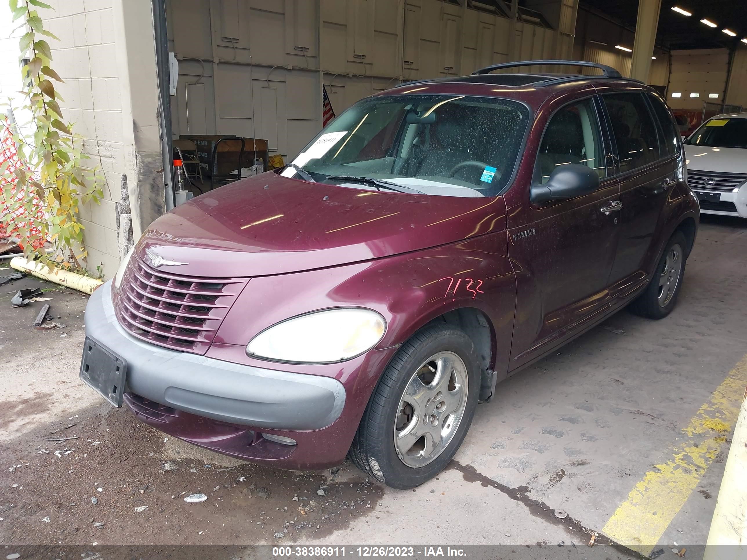 Photo 1 VIN: 3C8FY68B42T292977 - CHRYSLER PT CRUISER 