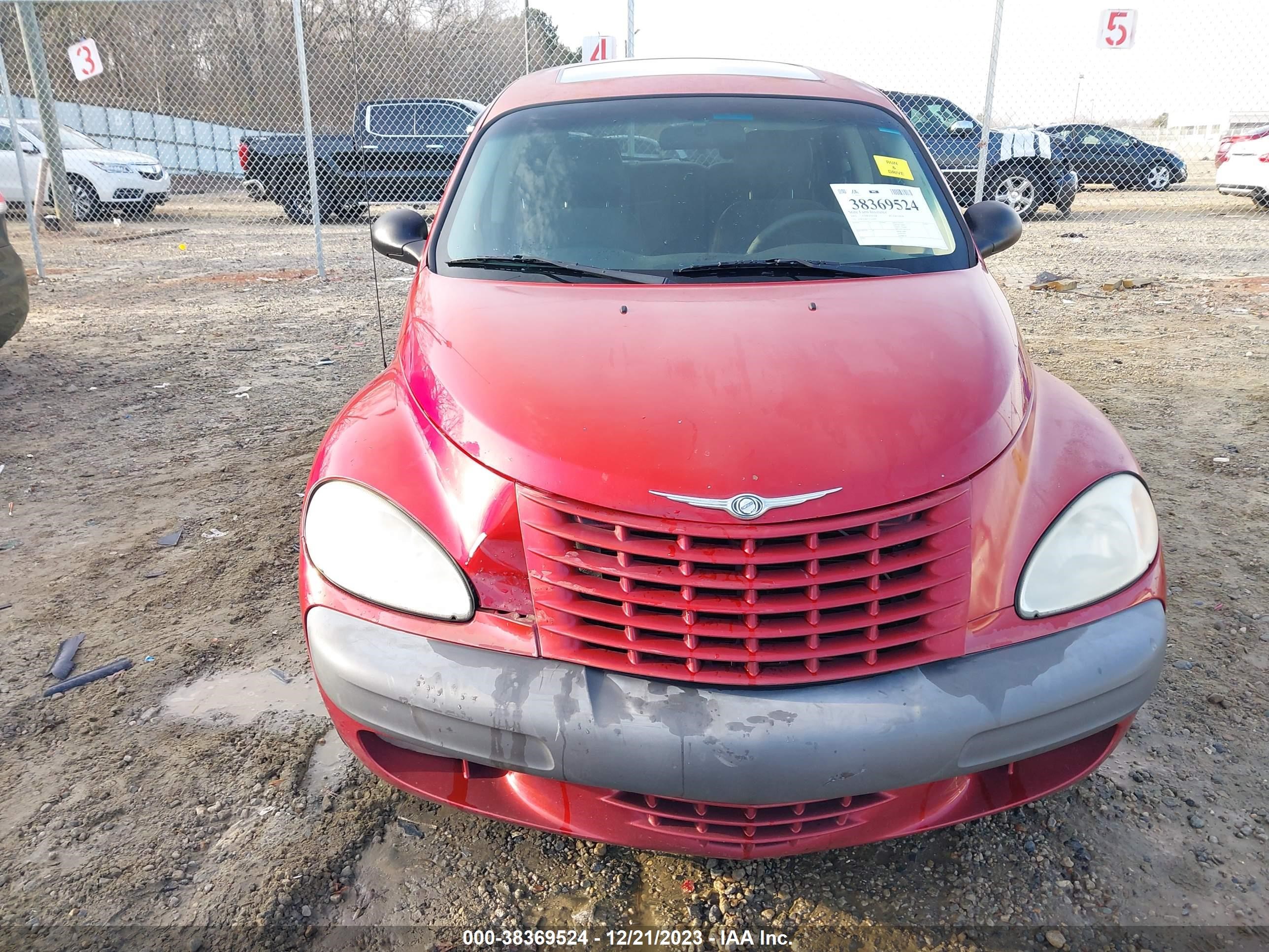 Photo 11 VIN: 3C8FY68B72T224947 - CHRYSLER PT CRUISER 