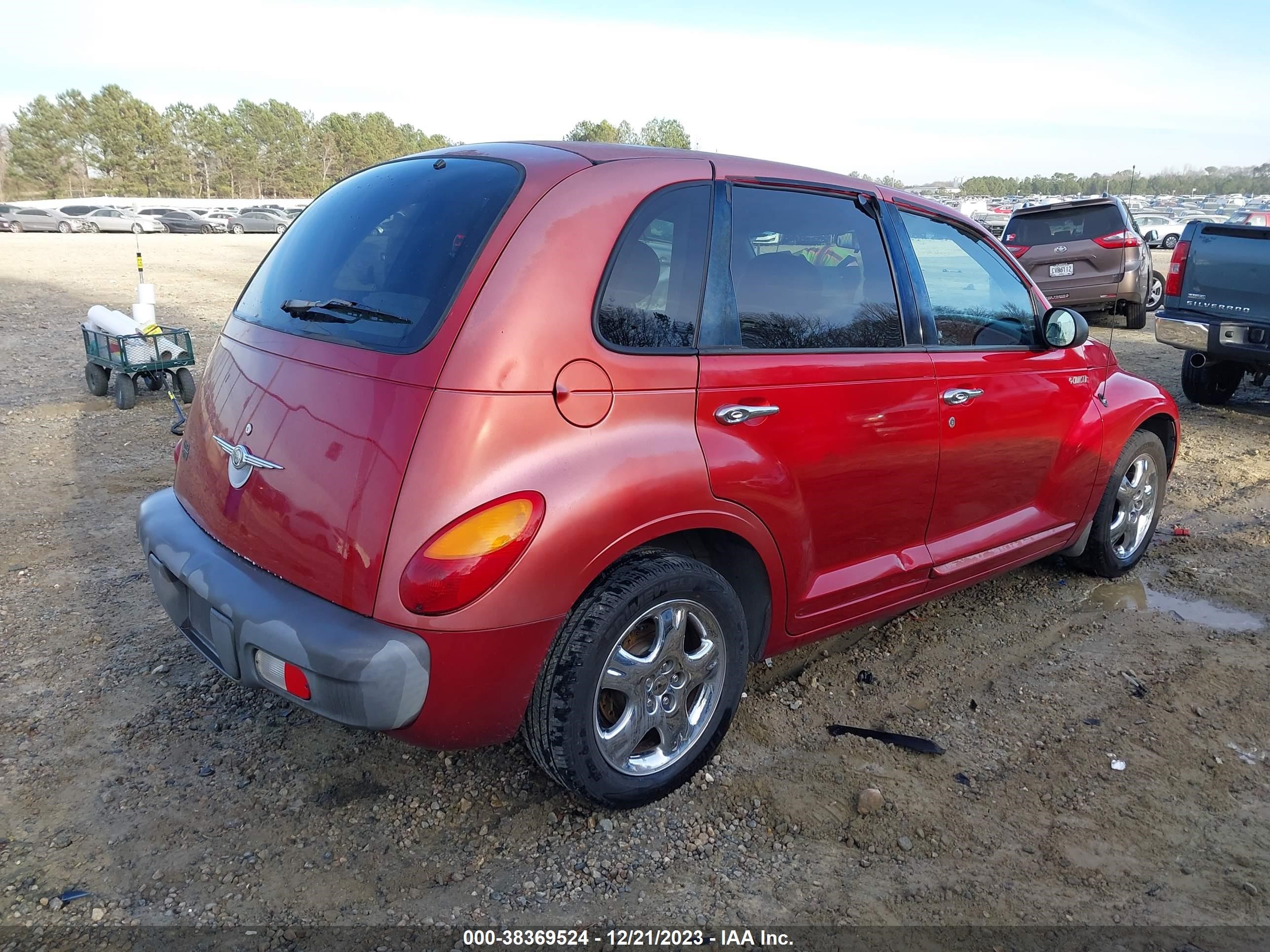 Photo 3 VIN: 3C8FY68B72T224947 - CHRYSLER PT CRUISER 