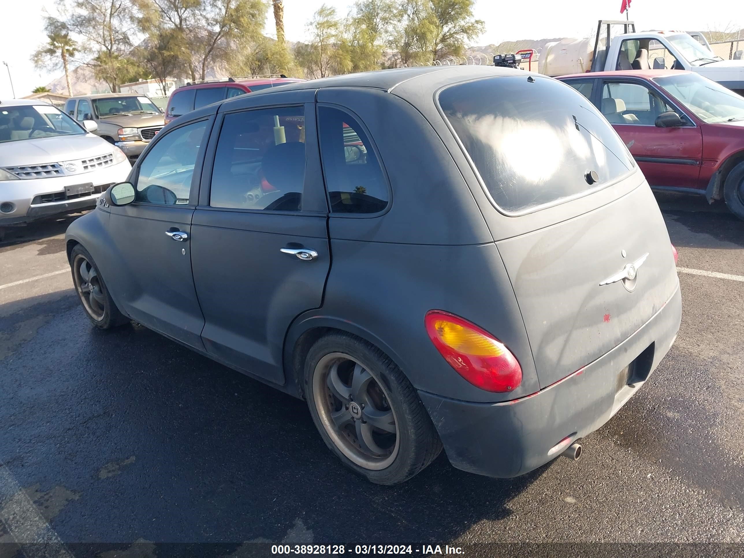 Photo 2 VIN: 3C8FY68B83T584049 - CHRYSLER PT CRUISER 