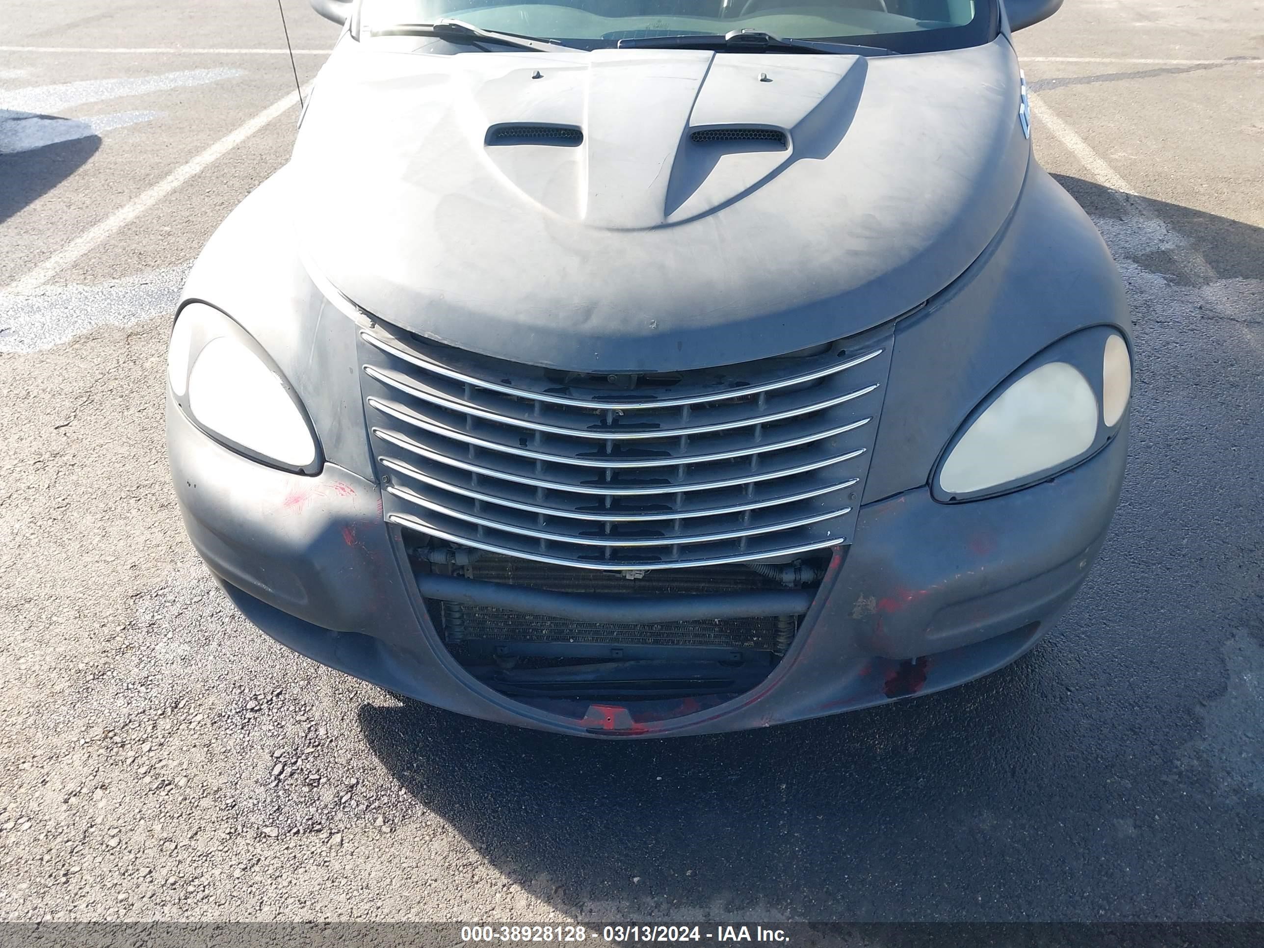 Photo 5 VIN: 3C8FY68B83T584049 - CHRYSLER PT CRUISER 