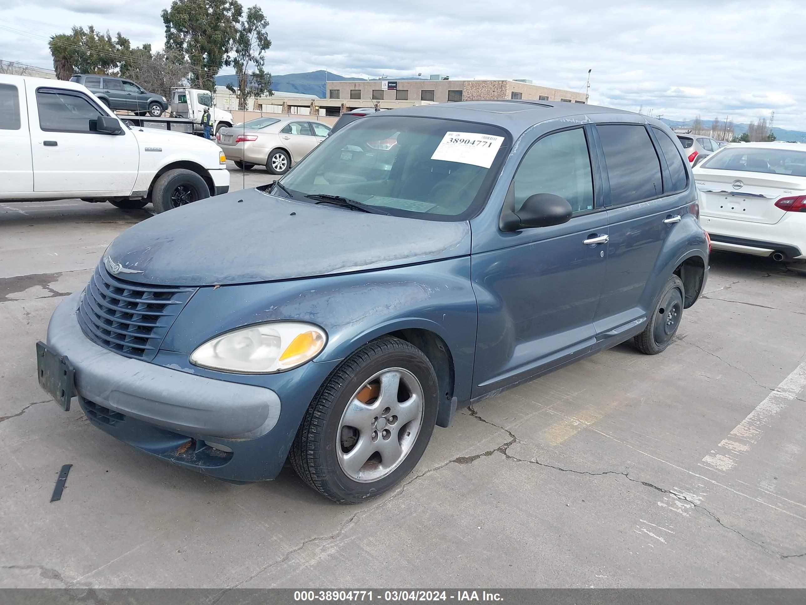 Photo 1 VIN: 3C8FY68B92T301575 - CHRYSLER PT CRUISER 