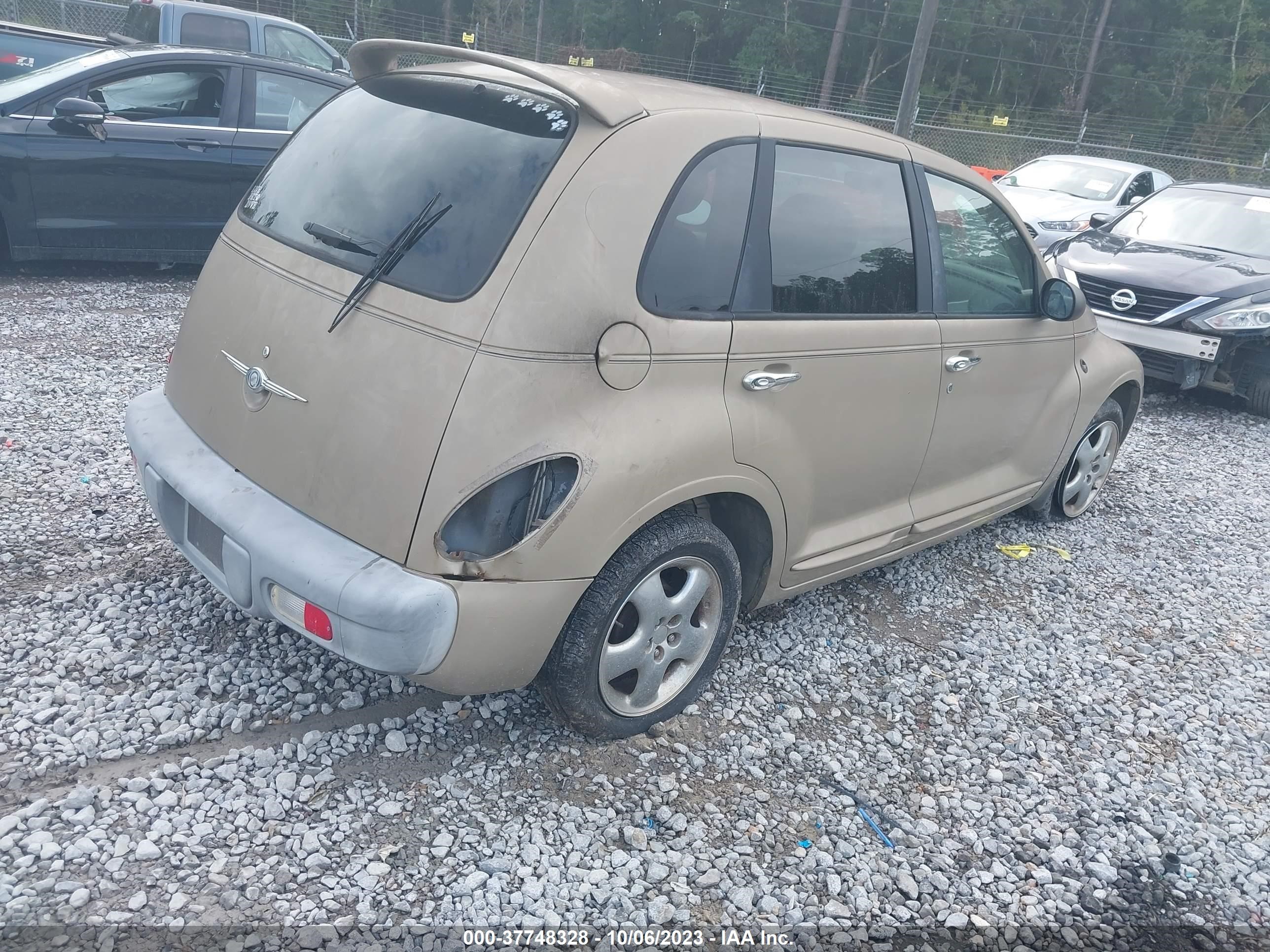 Photo 3 VIN: 3C8FY68BX2T278114 - CHRYSLER PT CRUISER 