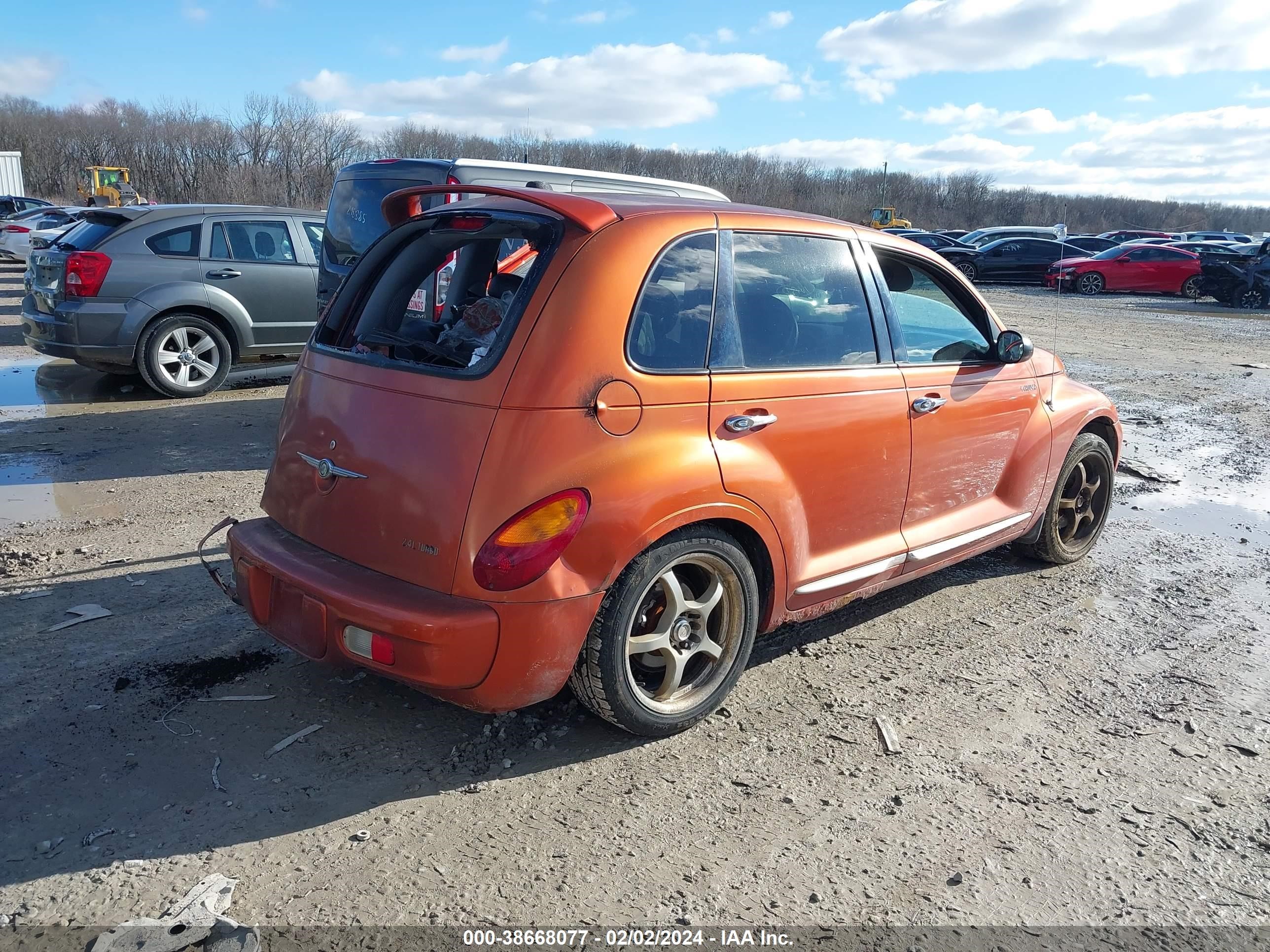 Photo 3 VIN: 3C8FY78G23T601106 - CHRYSLER PT CRUISER 