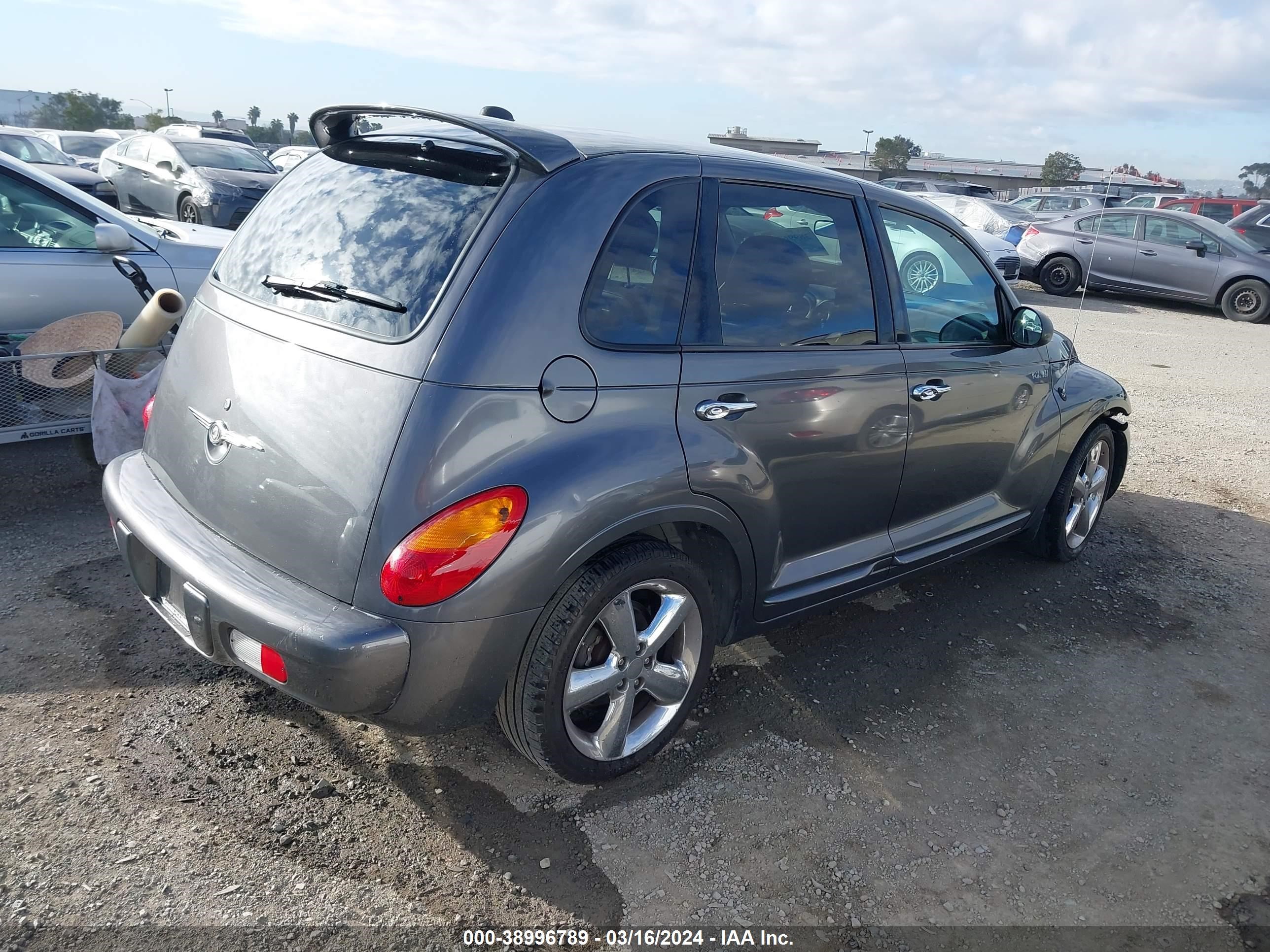 Photo 3 VIN: 3C8FY78G64T328091 - CHRYSLER PT CRUISER 