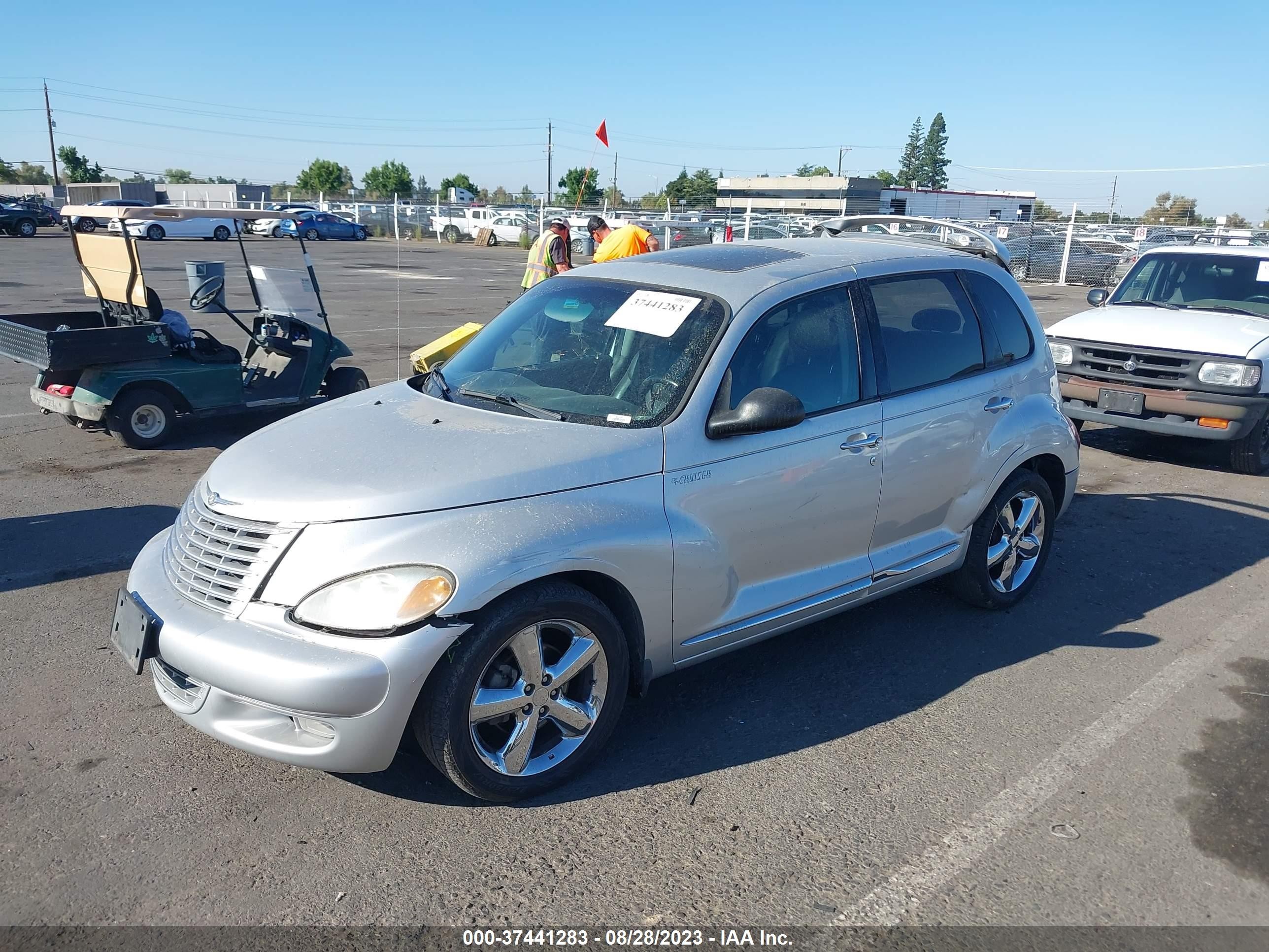 Photo 2 VIN: 3C8FY78G64T349832 - CHRYSLER PT CRUISER 