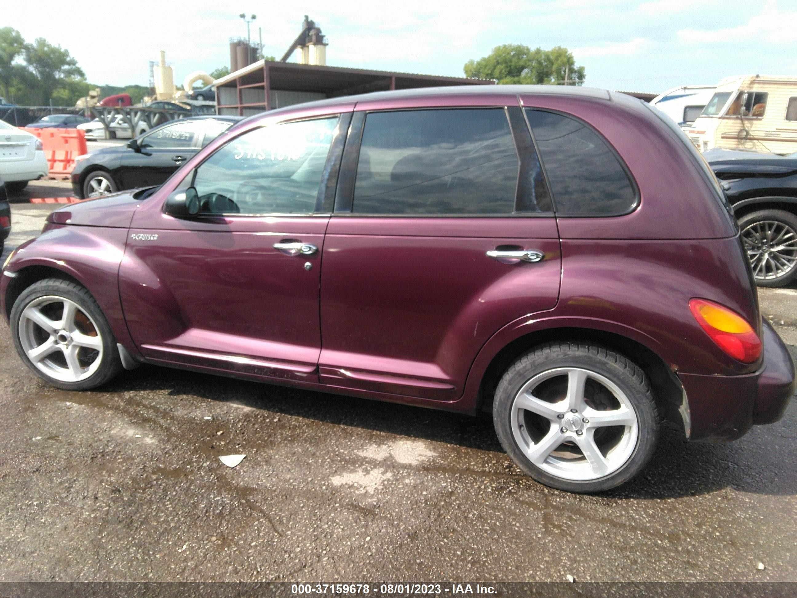 Photo 12 VIN: 3C8FY78G83T572260 - CHRYSLER PT CRUISER 