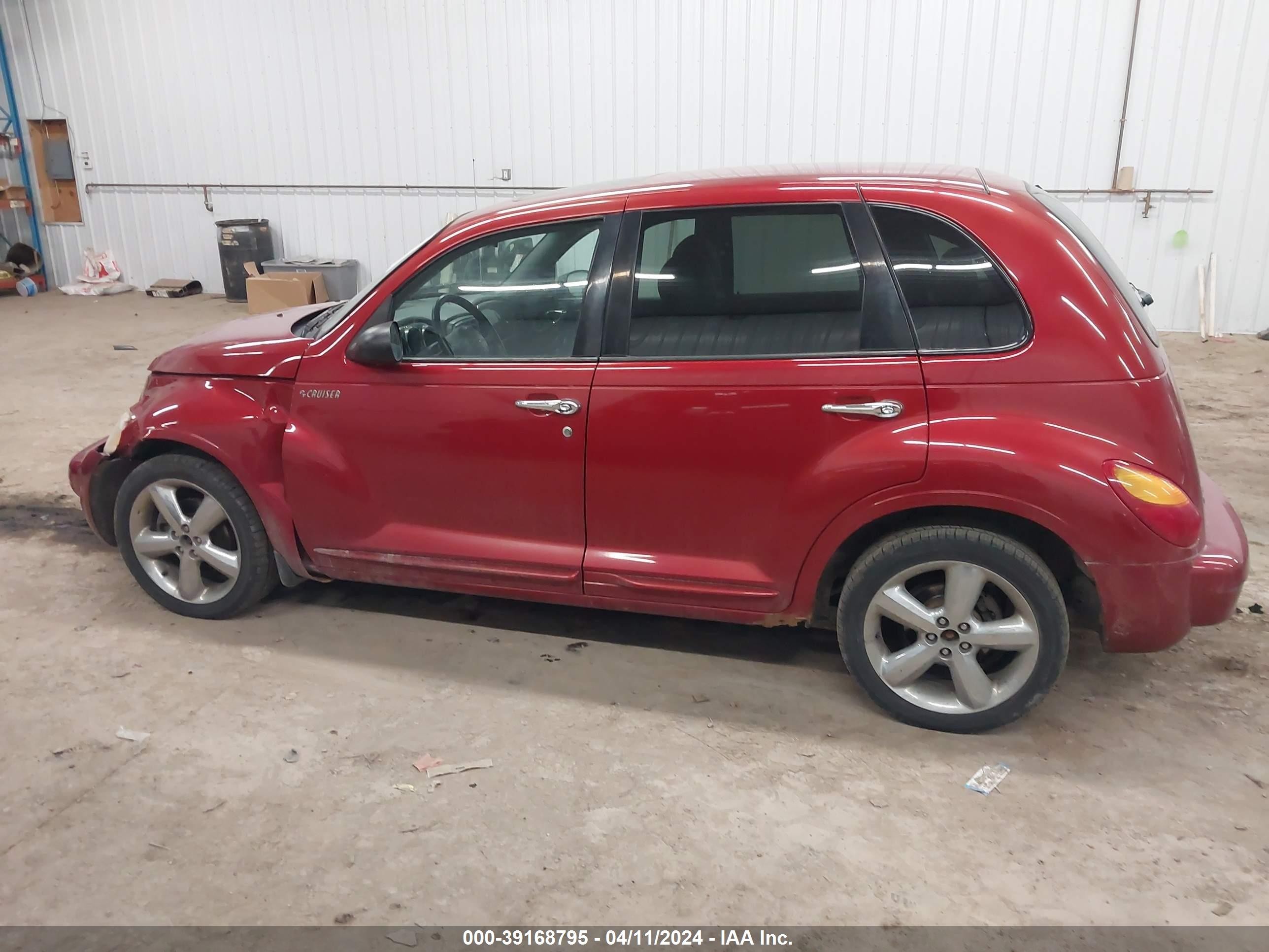 Photo 13 VIN: 3C8FY78GX3T548879 - CHRYSLER PT CRUISER 