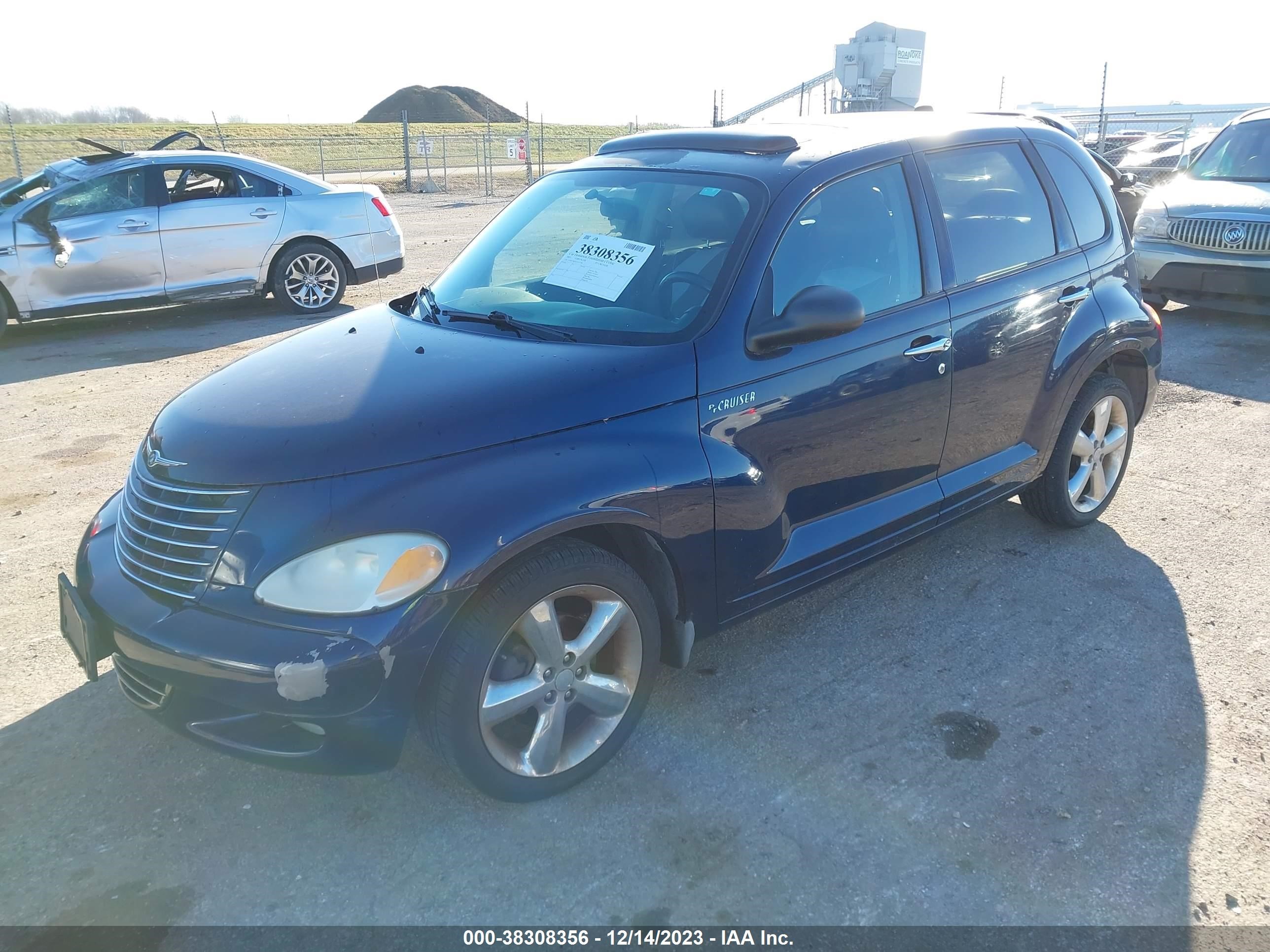 Photo 1 VIN: 3C8FY78GX5T553700 - CHRYSLER PT CRUISER 