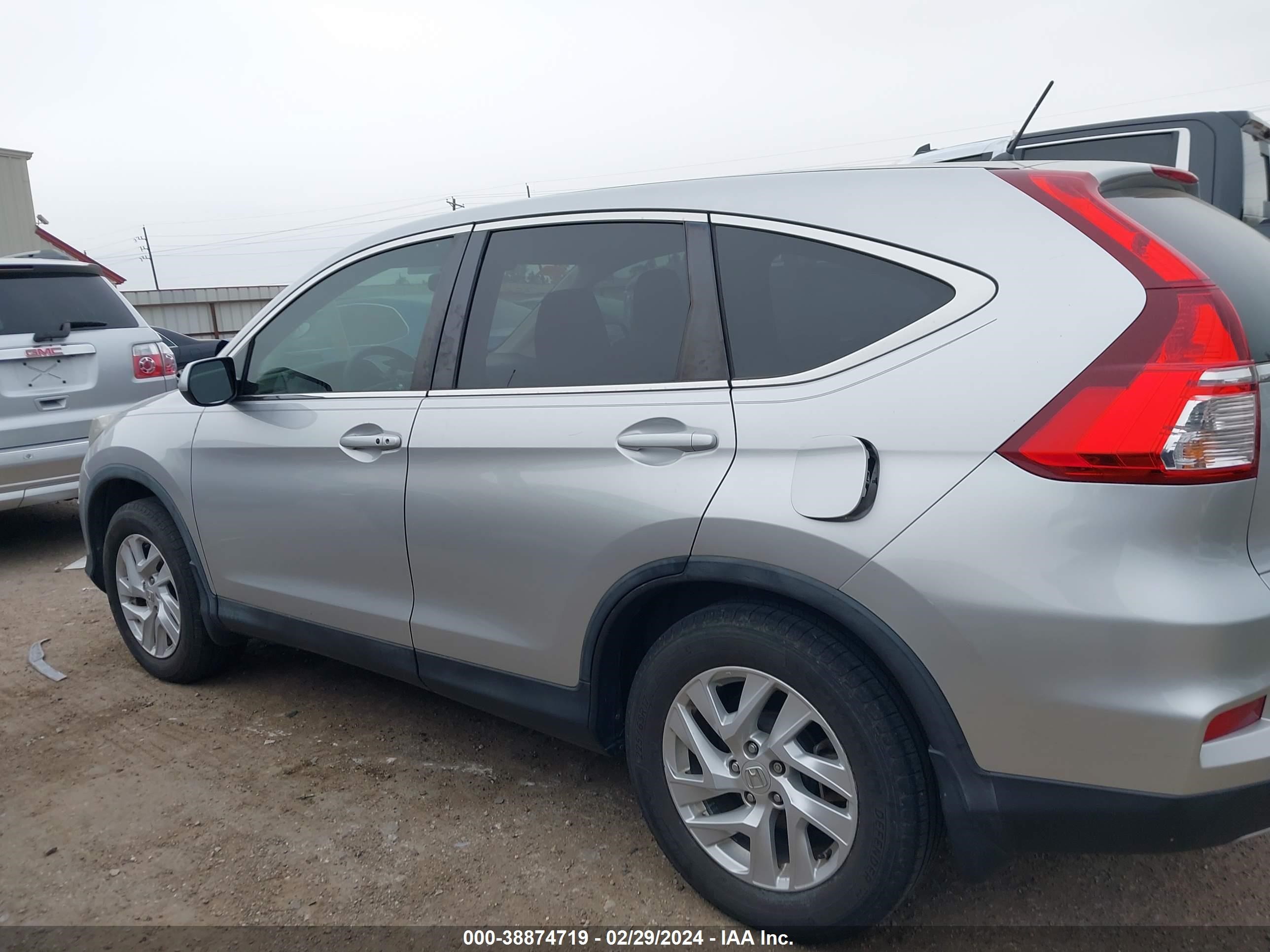 Photo 12 VIN: 3CZRM3H52FG705068 - HONDA CR-V 