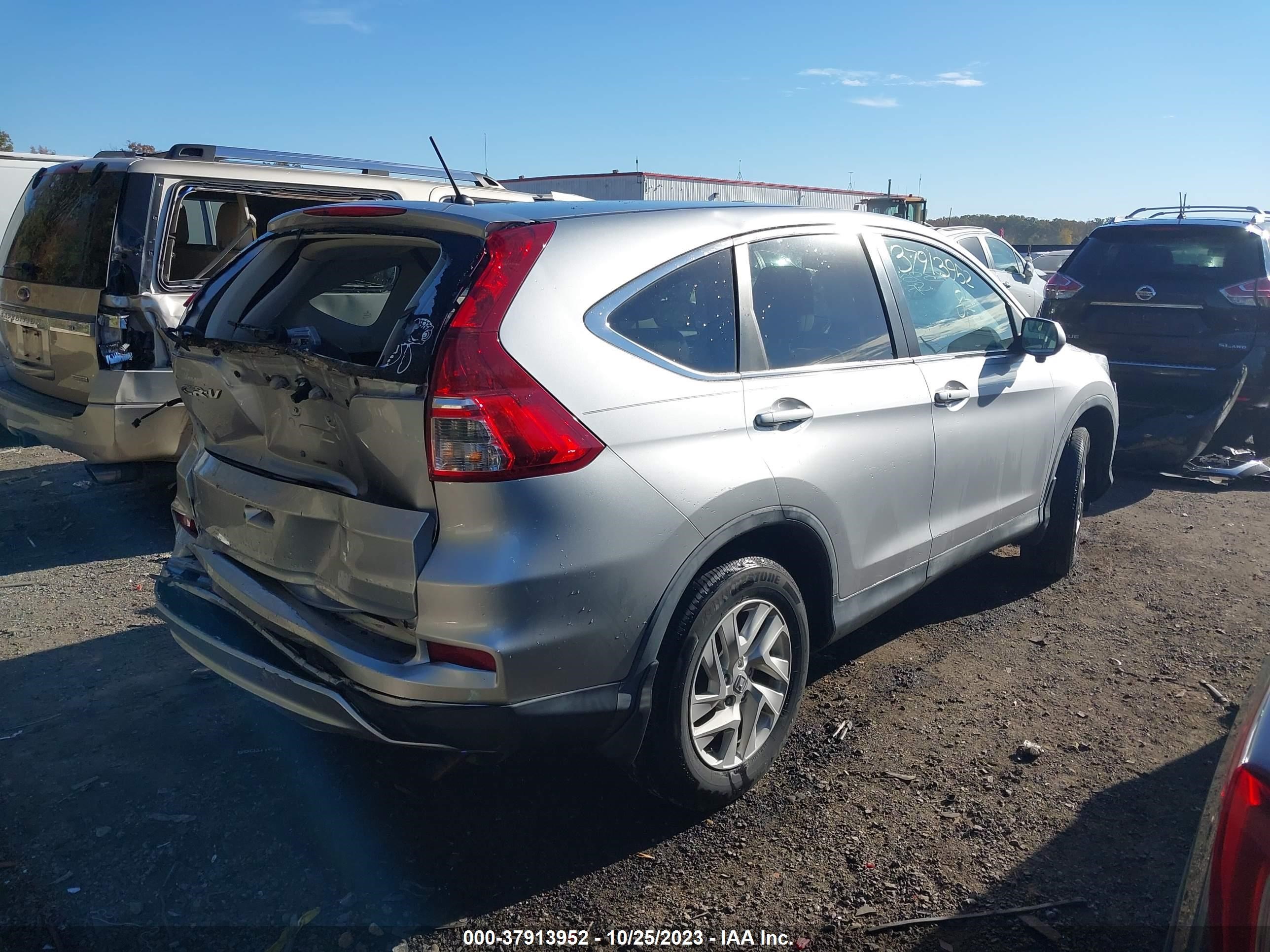 Photo 3 VIN: 3CZRM3H56GG721517 - HONDA CR-V 