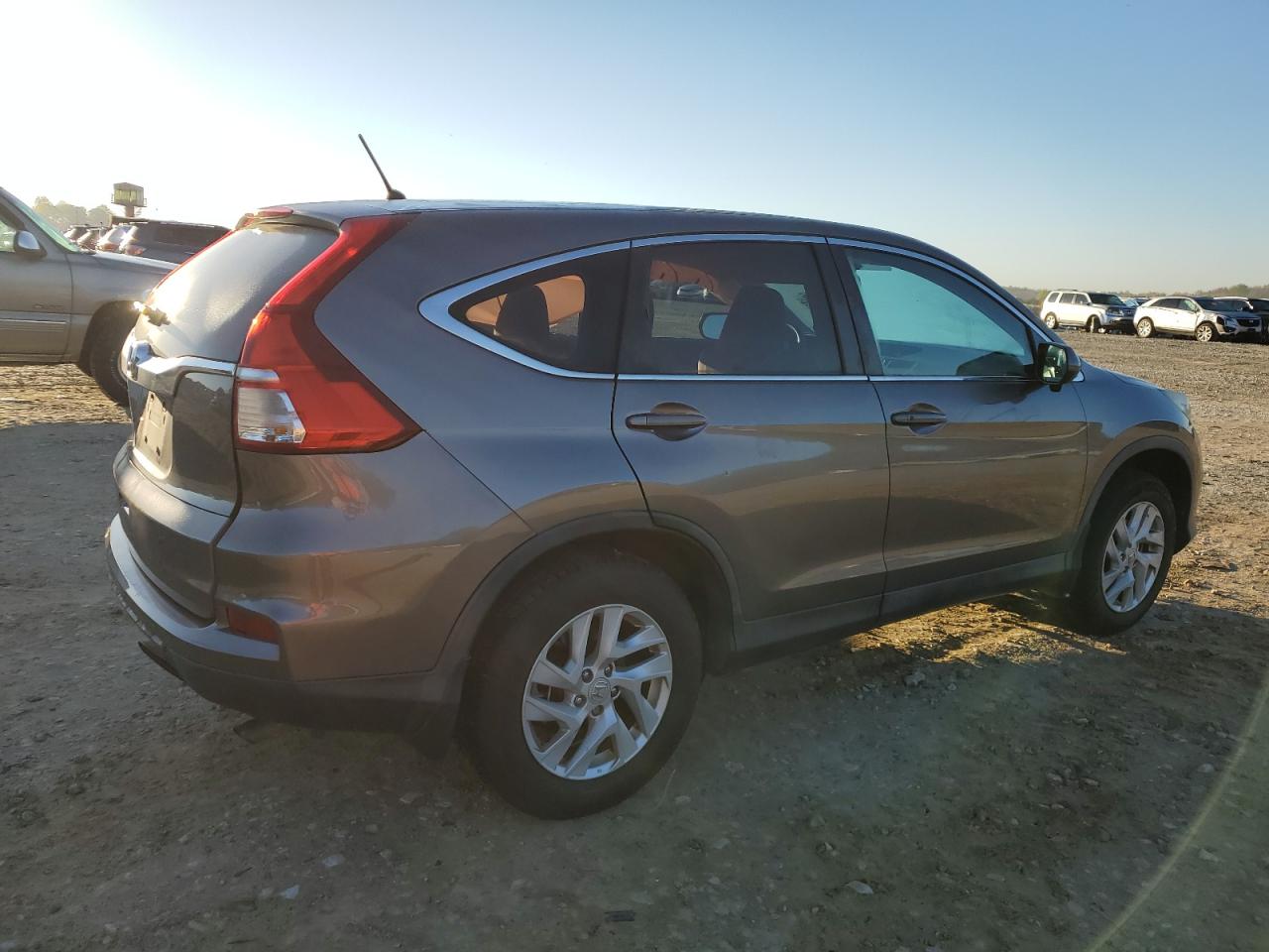 Photo 2 VIN: 3CZRM3H57FG711545 - HONDA CR-V 