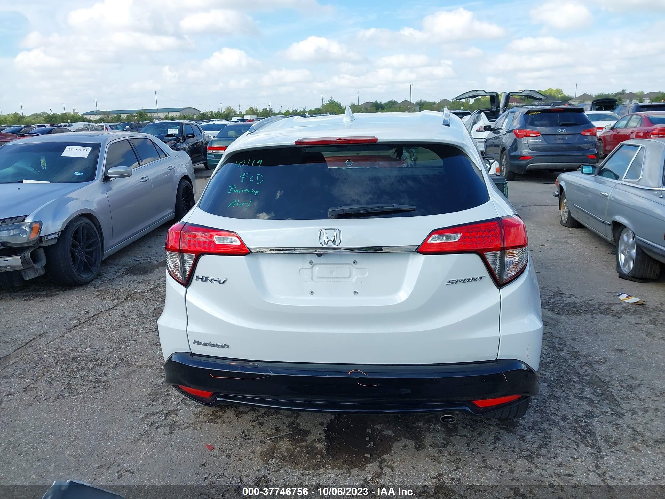 Photo 16 VIN: 3CZRU5H17MM700469 - HONDA HR-V 