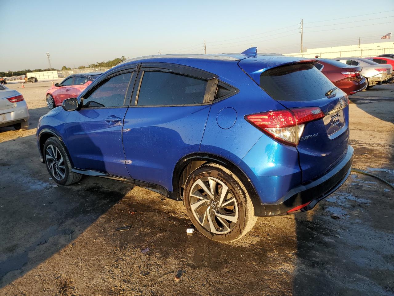 Photo 1 VIN: 3CZRU5H19KG713266 - HONDA HR-V 