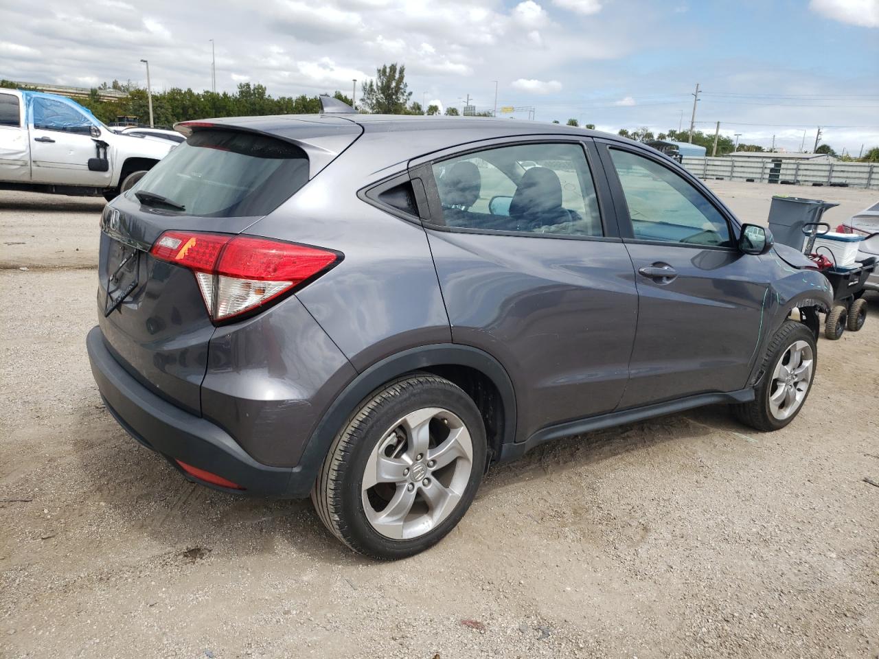 Photo 2 VIN: 3CZRU5H31KM724281 - HONDA HR-V 