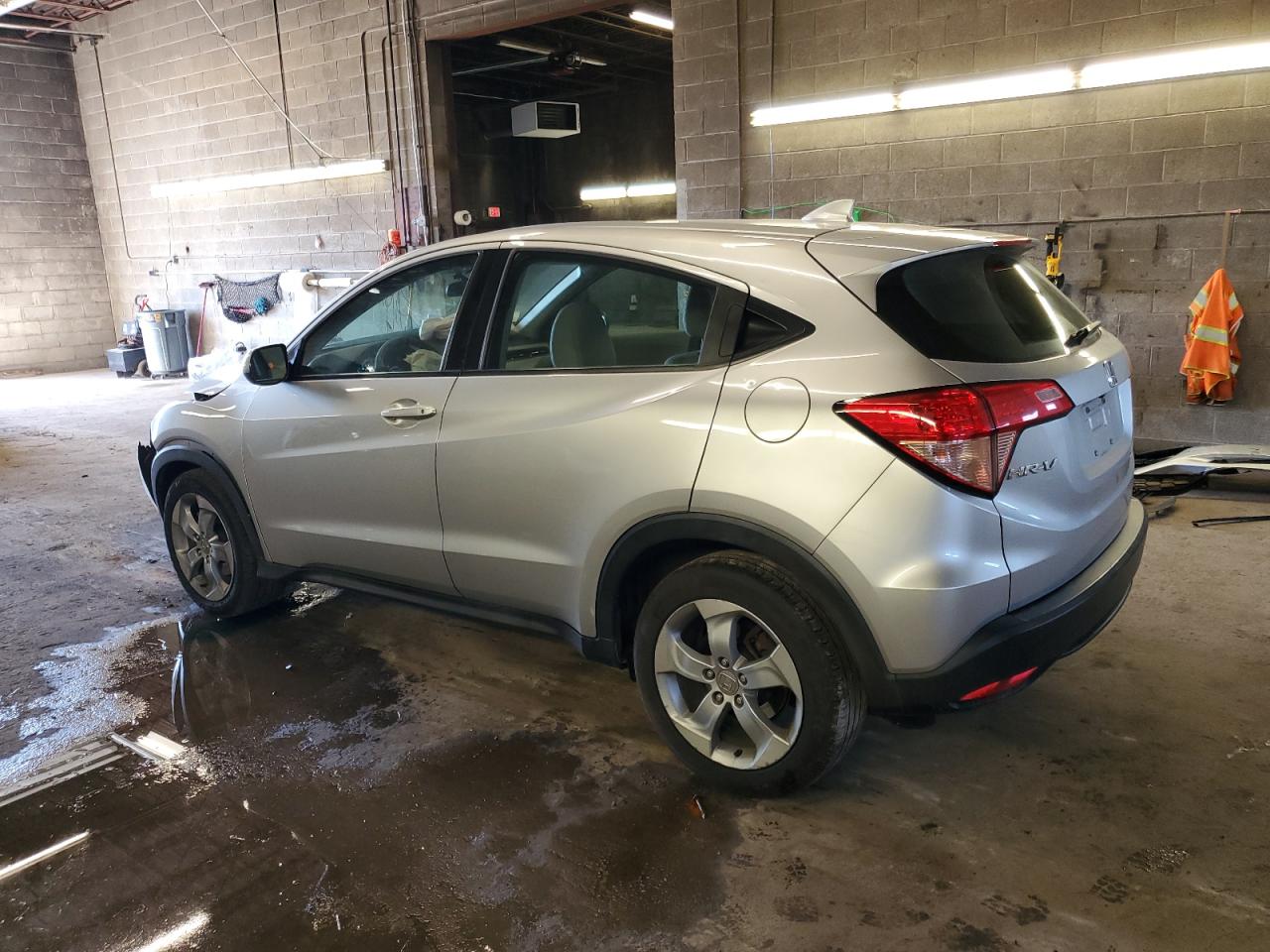 Photo 1 VIN: 3CZRU5H33GM730932 - HONDA HR-V 