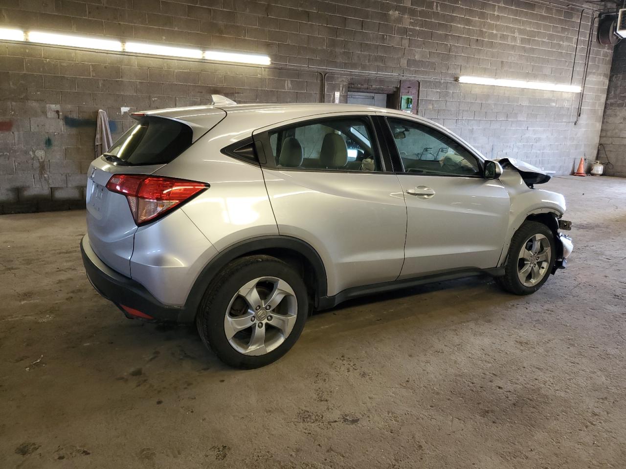 Photo 2 VIN: 3CZRU5H33GM730932 - HONDA HR-V 