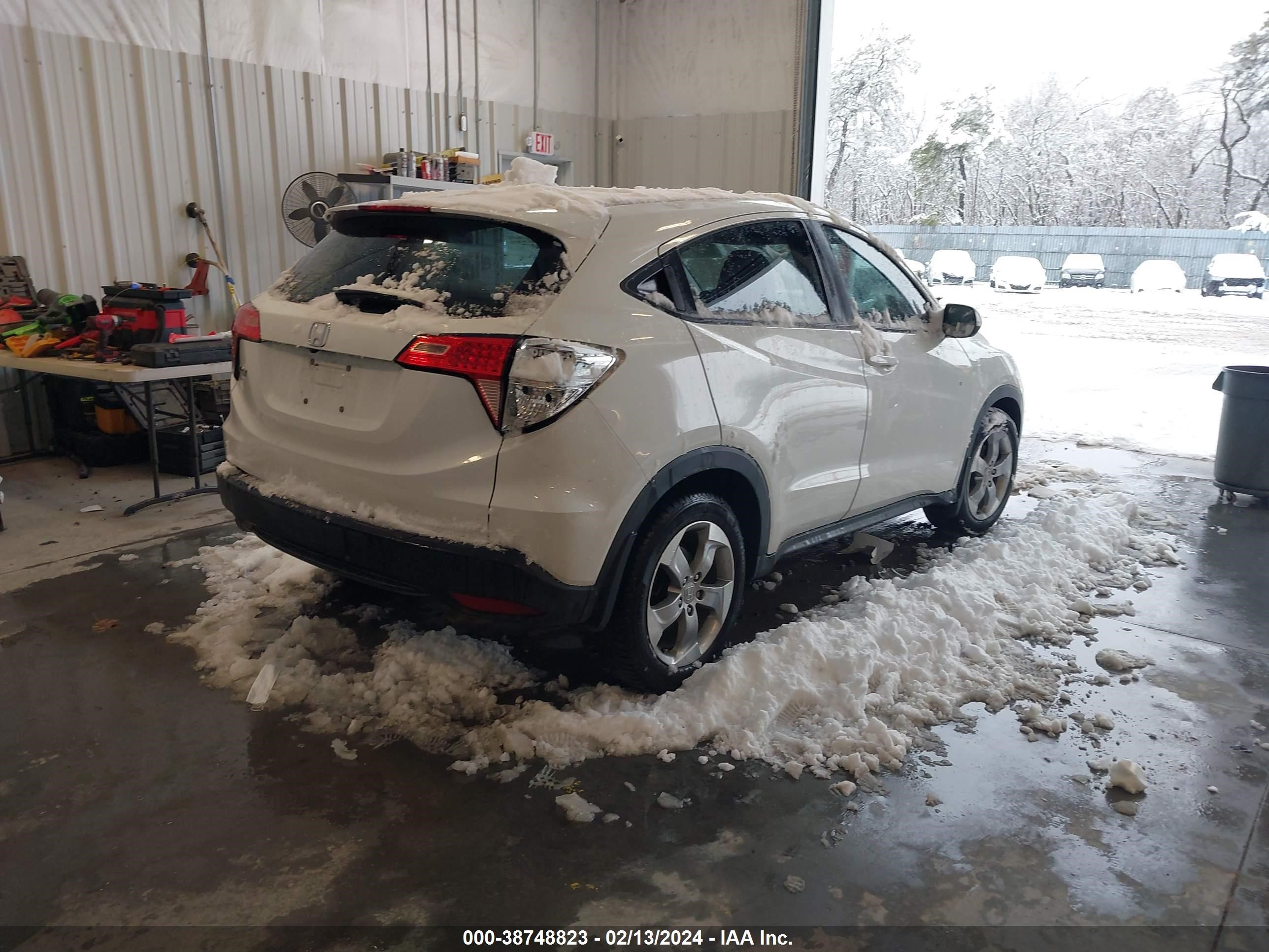 Photo 3 VIN: 3CZRU5H34HM722629 - HONDA HR-V 