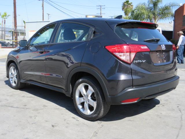 Photo 2 VIN: 3CZRU5H36GM730889 - HONDA HR-V LX 