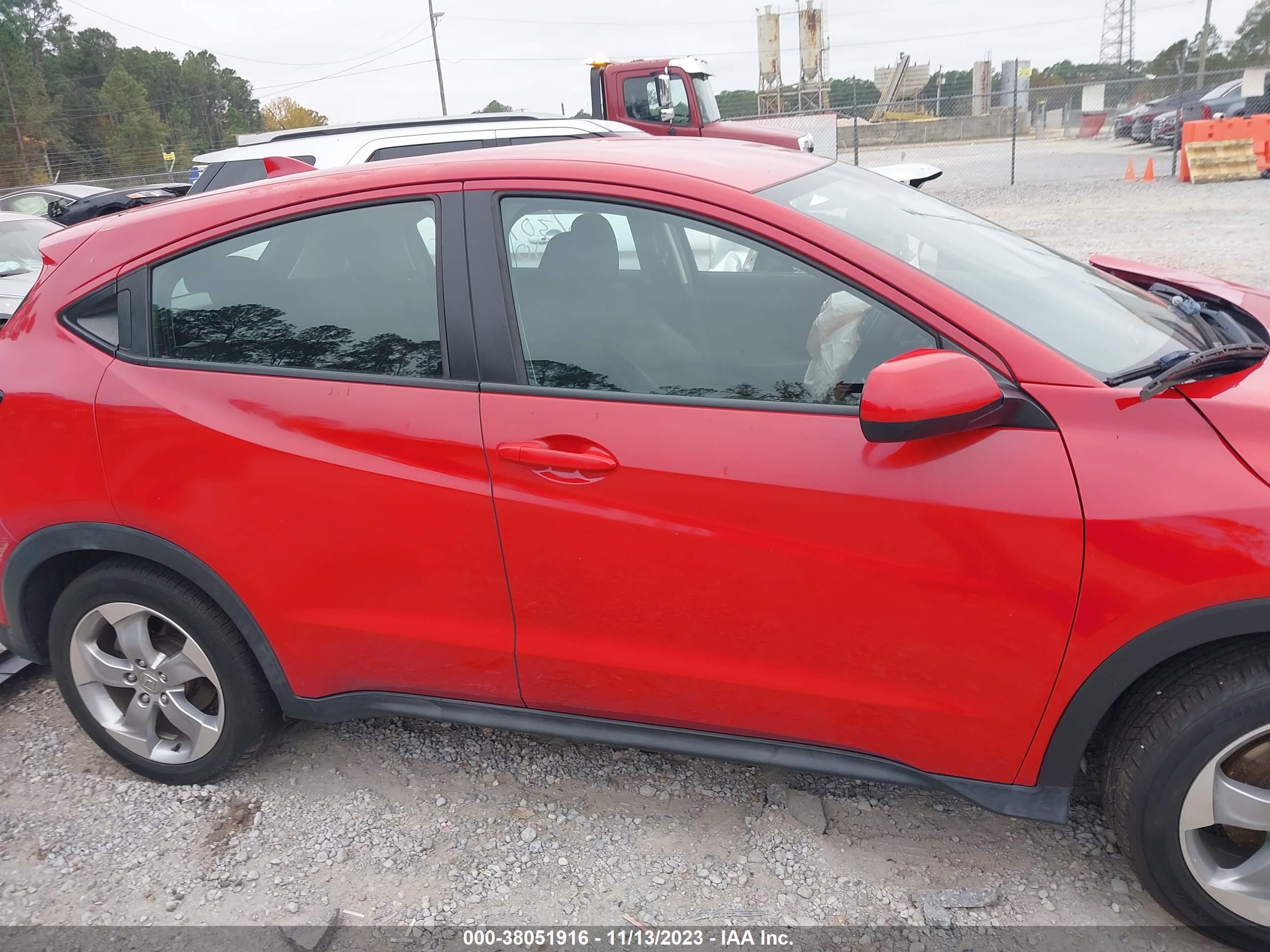 Photo 12 VIN: 3CZRU5H37HM722446 - HONDA HR-V 