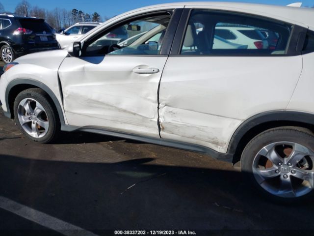 Photo 5 VIN: 3CZRU5H39NM732620 - HONDA HR-V 