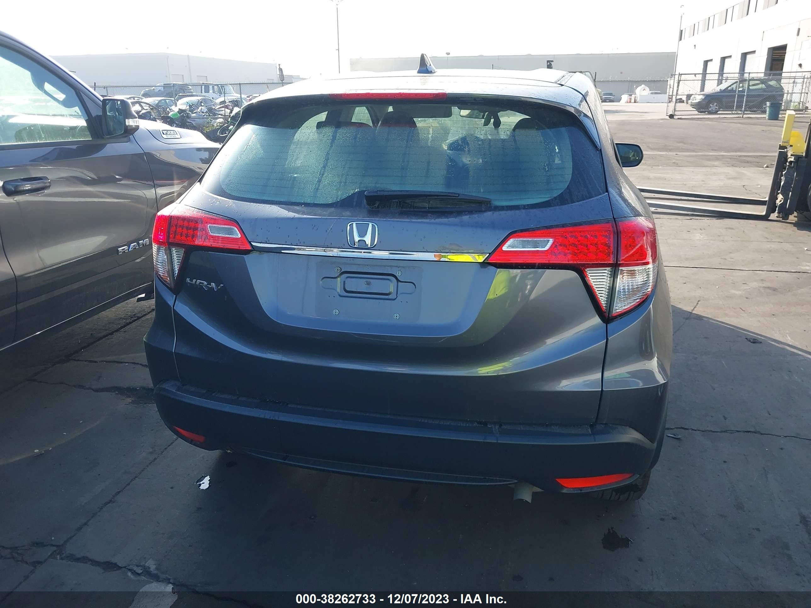 Photo 15 VIN: 3CZRU5H3XNM723649 - HONDA HR-V 