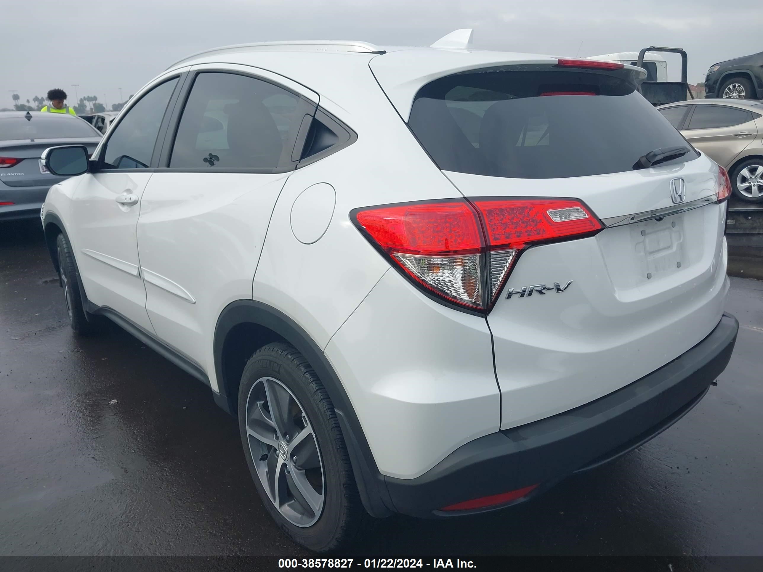 Photo 2 VIN: 3CZRU5H50NM729364 - HONDA HR-V 