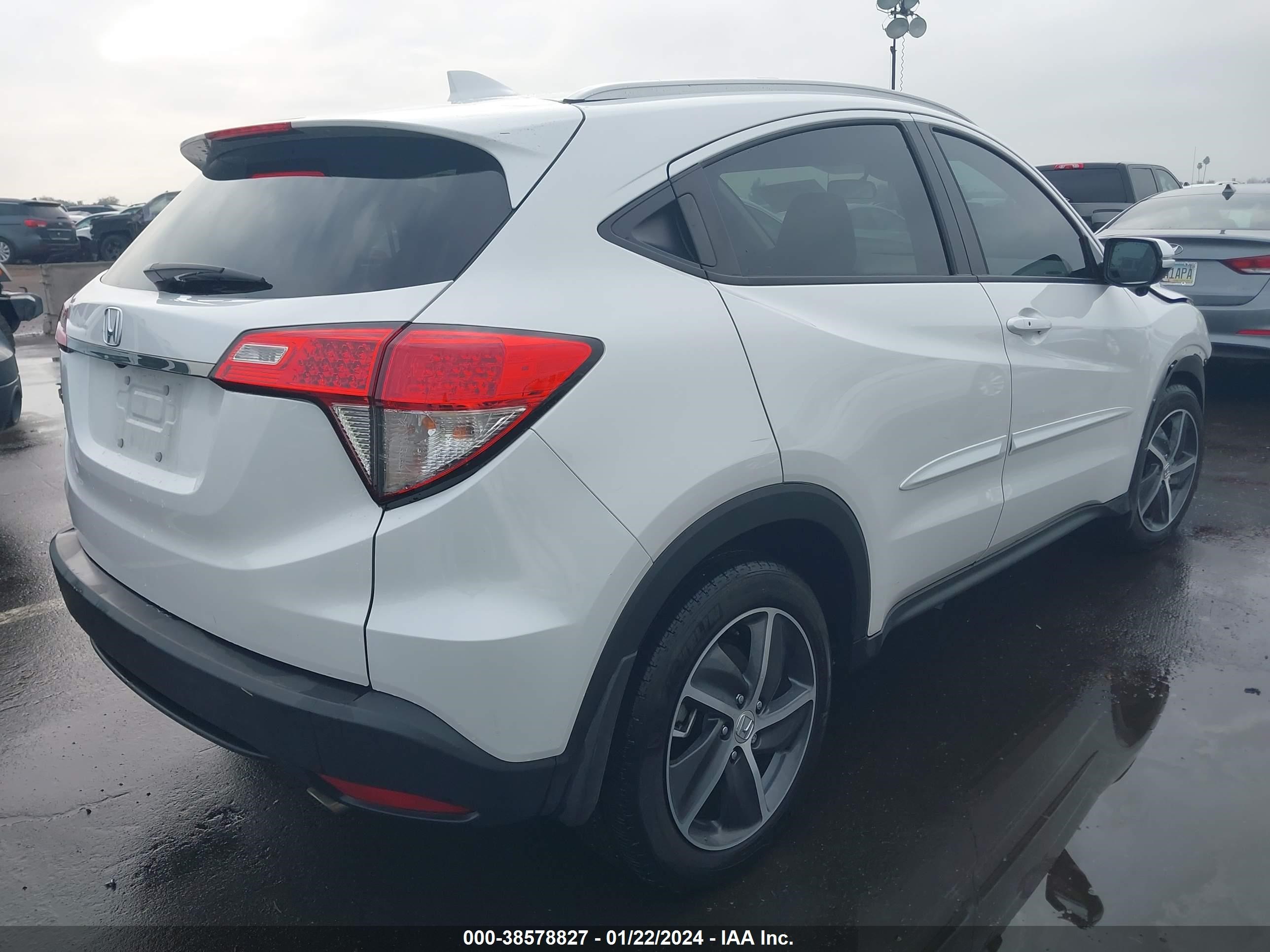 Photo 3 VIN: 3CZRU5H50NM729364 - HONDA HR-V 