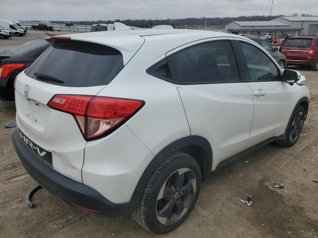 Photo 2 VIN: 3CZRU5H51JM700837 - HONDA HR-V 