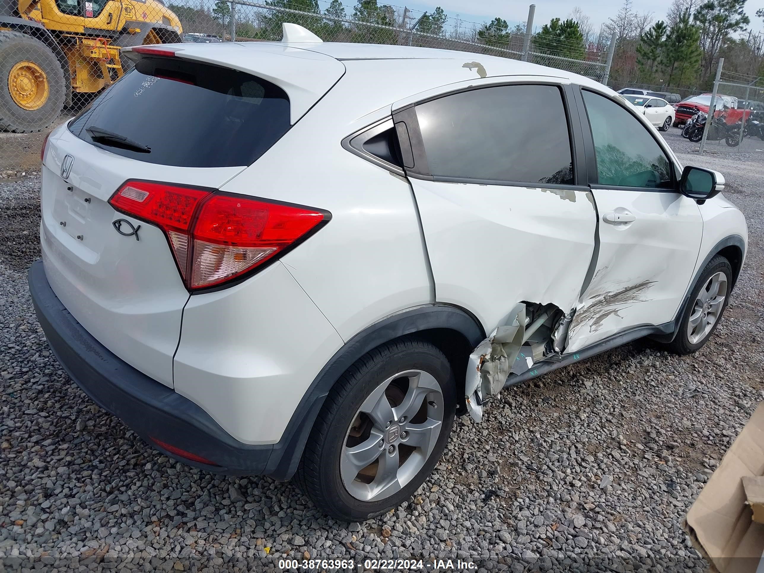 Photo 3 VIN: 3CZRU5H52GM748369 - HONDA HR-V 