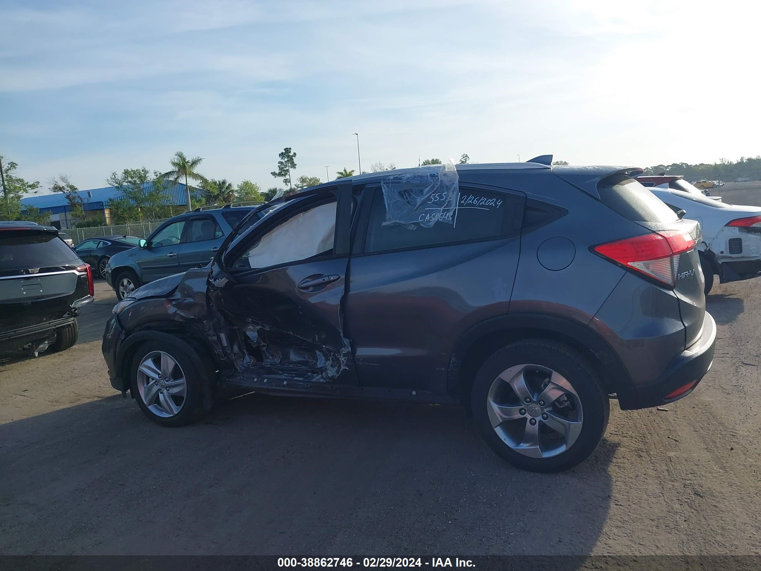 Photo 12 VIN: 3CZRU5H53KM716698 - HONDA HR-V 