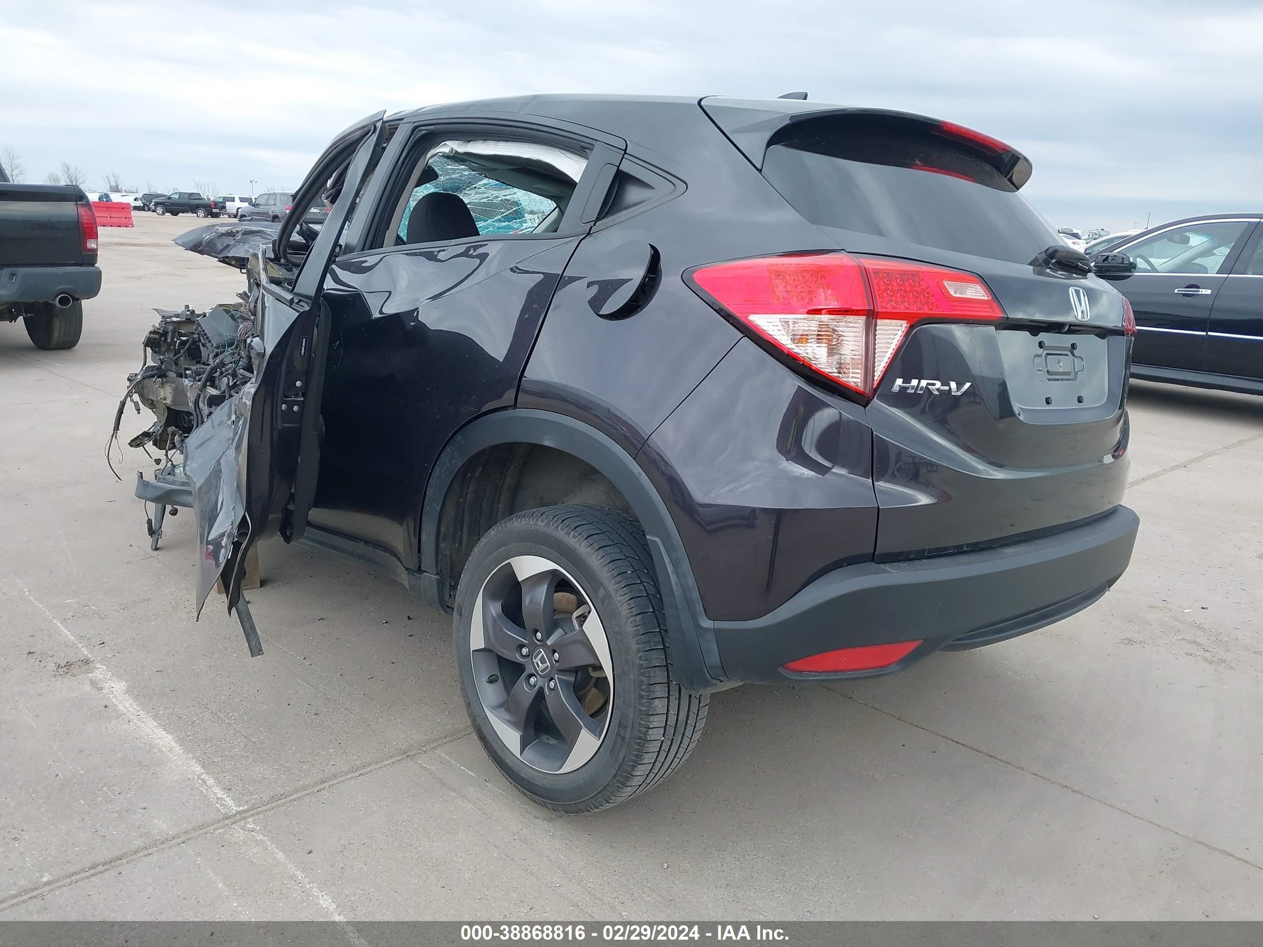 Photo 2 VIN: 3CZRU5H54JM709547 - HONDA HR-V 