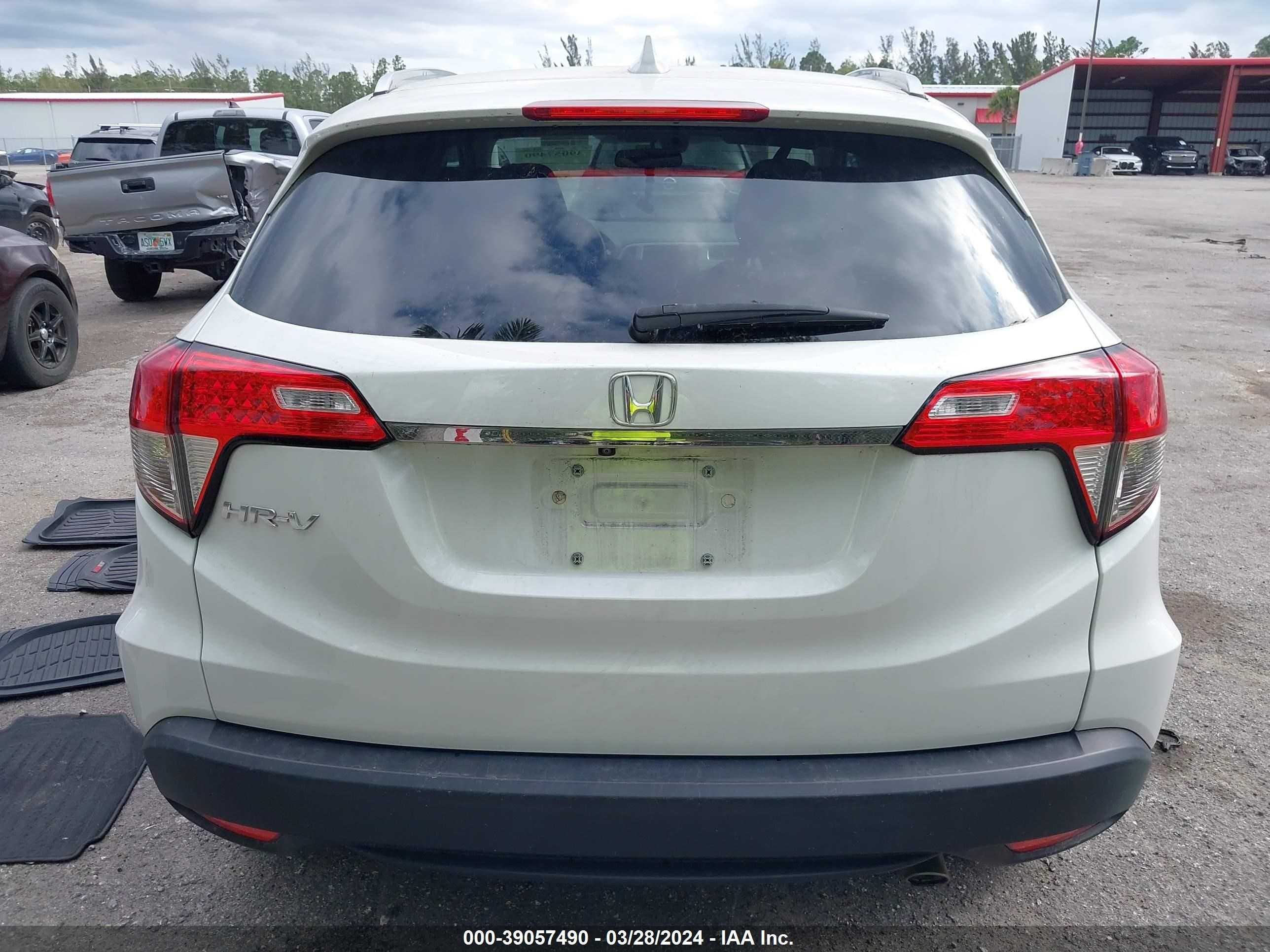 Photo 15 VIN: 3CZRU5H54NM706816 - HONDA HR-V 