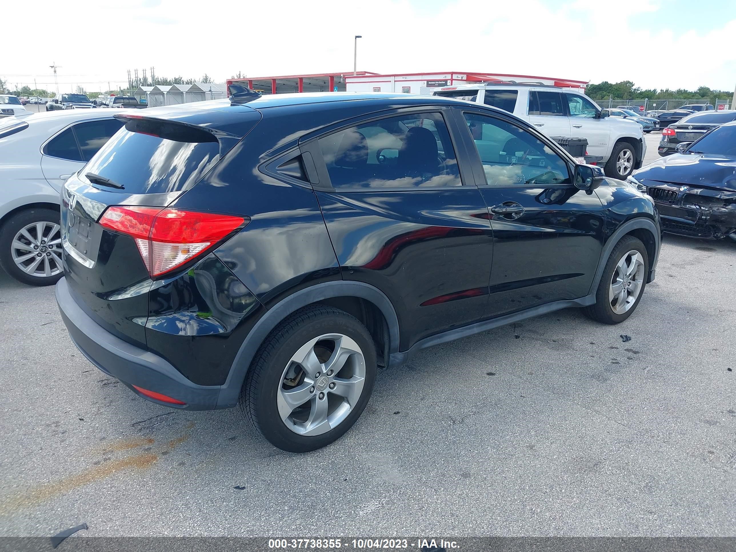 Photo 3 VIN: 3CZRU5H57HM720990 - HONDA HR-V 