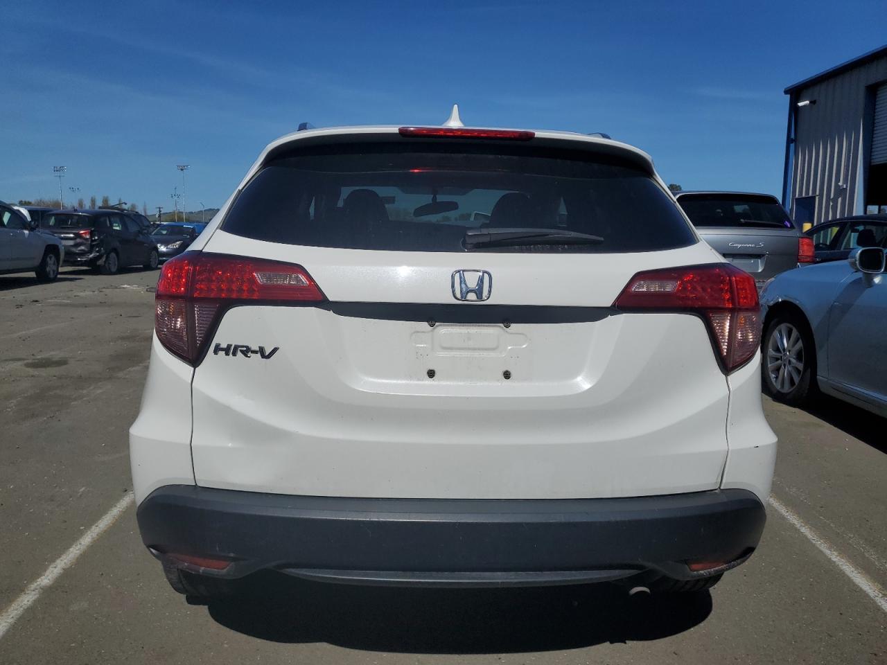 Photo 5 VIN: 3CZRU5H70JM702922 - HONDA HR-V 