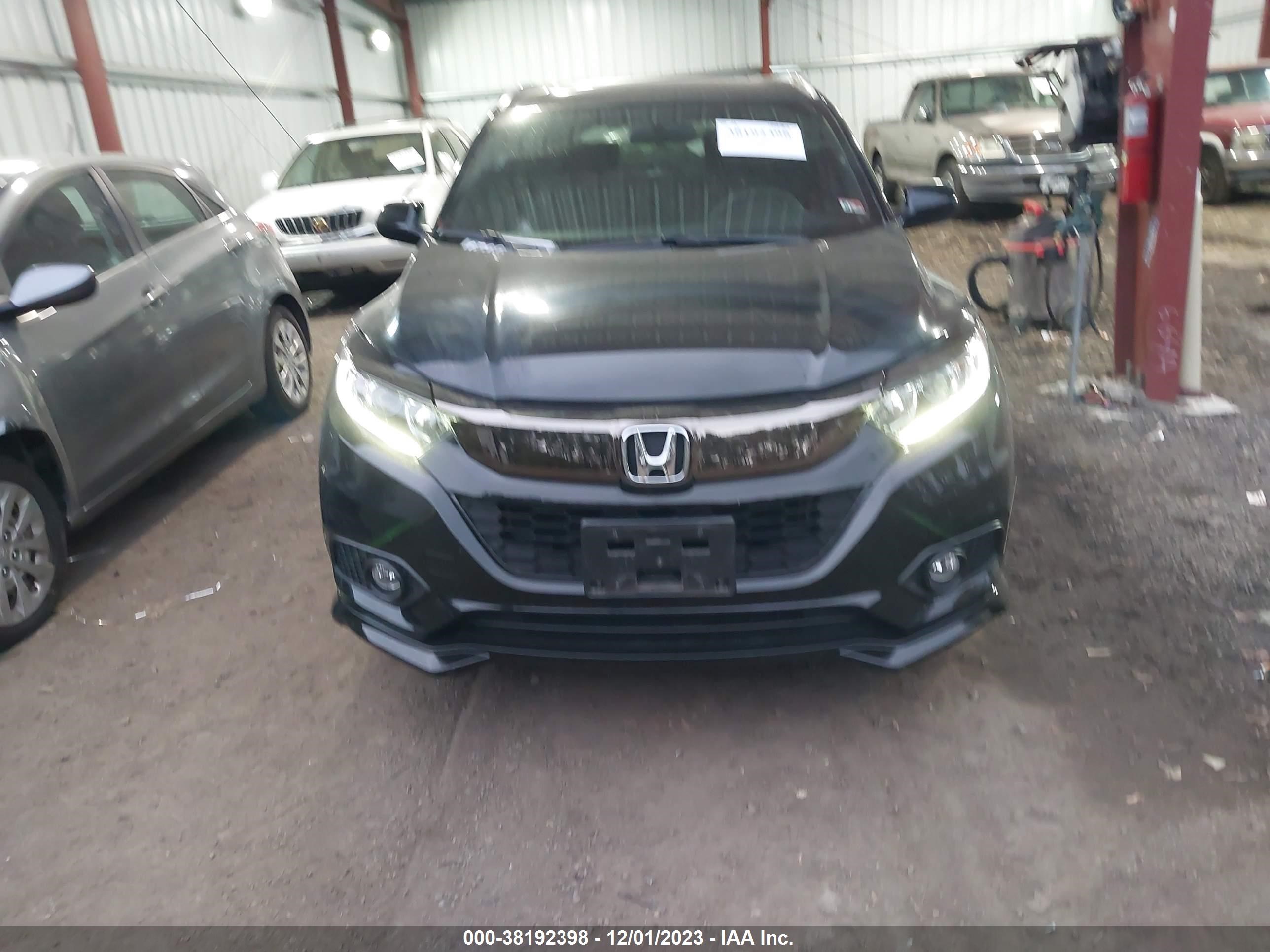 Photo 11 VIN: 3CZRU6H13MM730901 - HONDA HR-V 